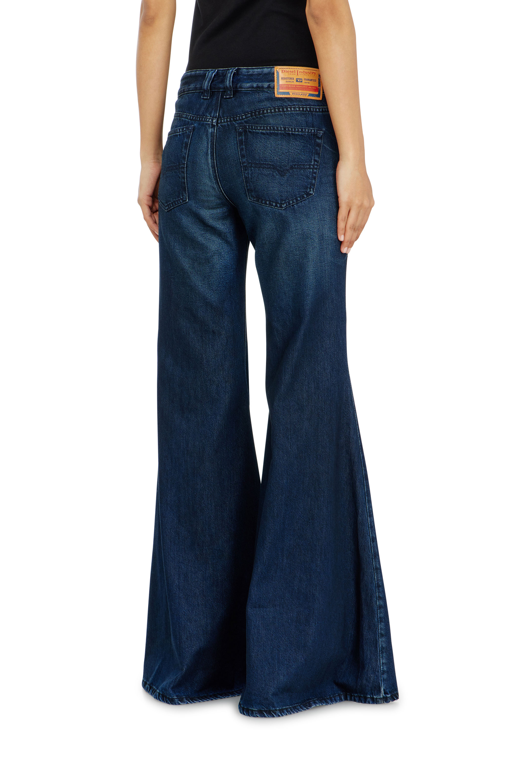 Diesel - Flare Jeans 1970 D-Bleess 09N21 Mujer, Azul Oscuro - 5