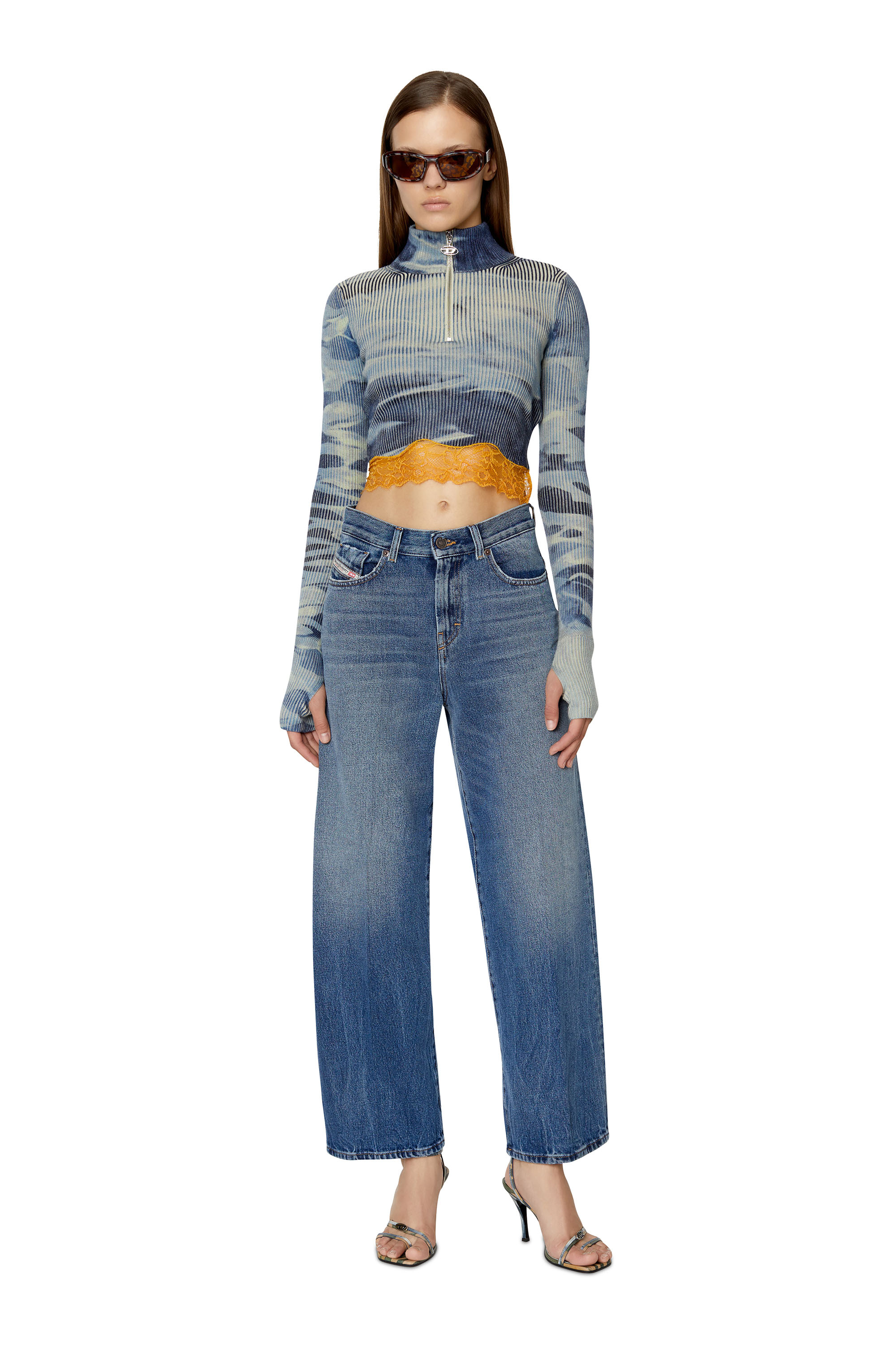 Diesel - 2000 WIDEE 09E03 Bootcut and Flare Jeans, Azul medio - Image 5