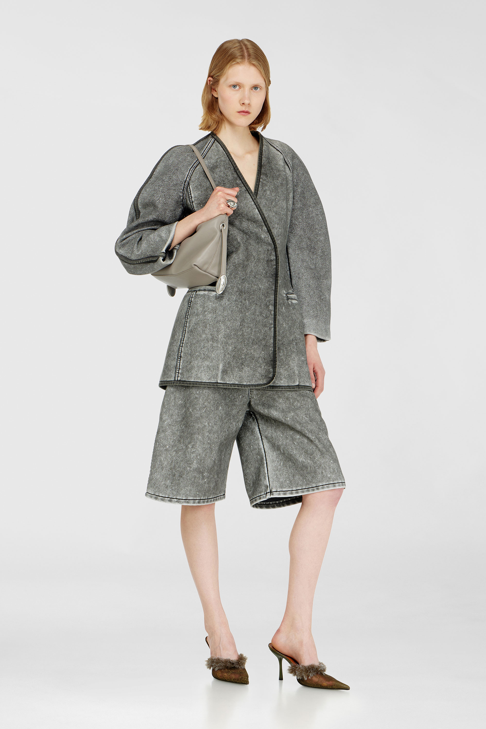 Diesel - P-ARLOR, Bermudas de PU Mujer in Gris - 1