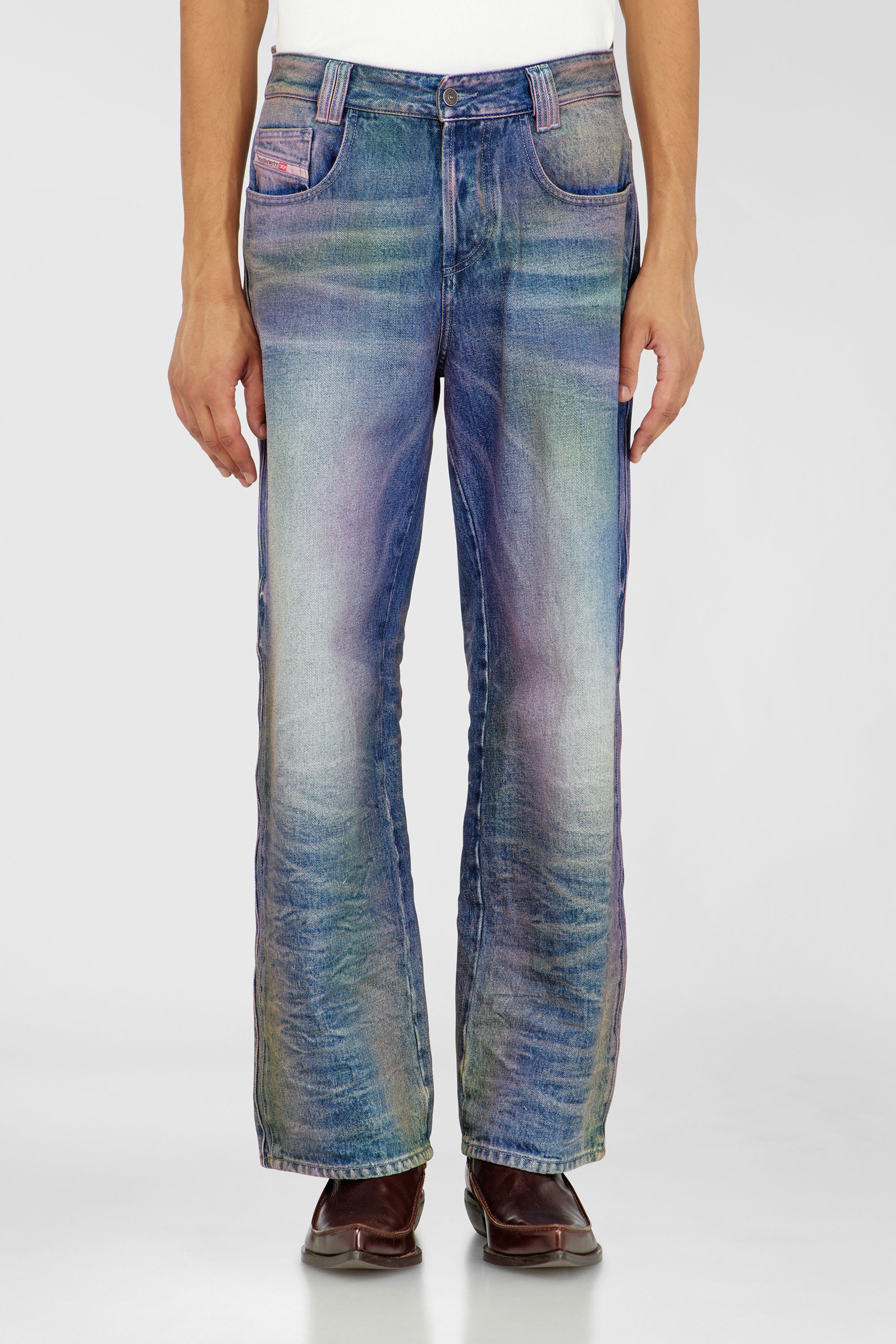 Diesel - Relaxed Jeans 1982 D-Hakou 007FW Unisex, Azul medio - 1