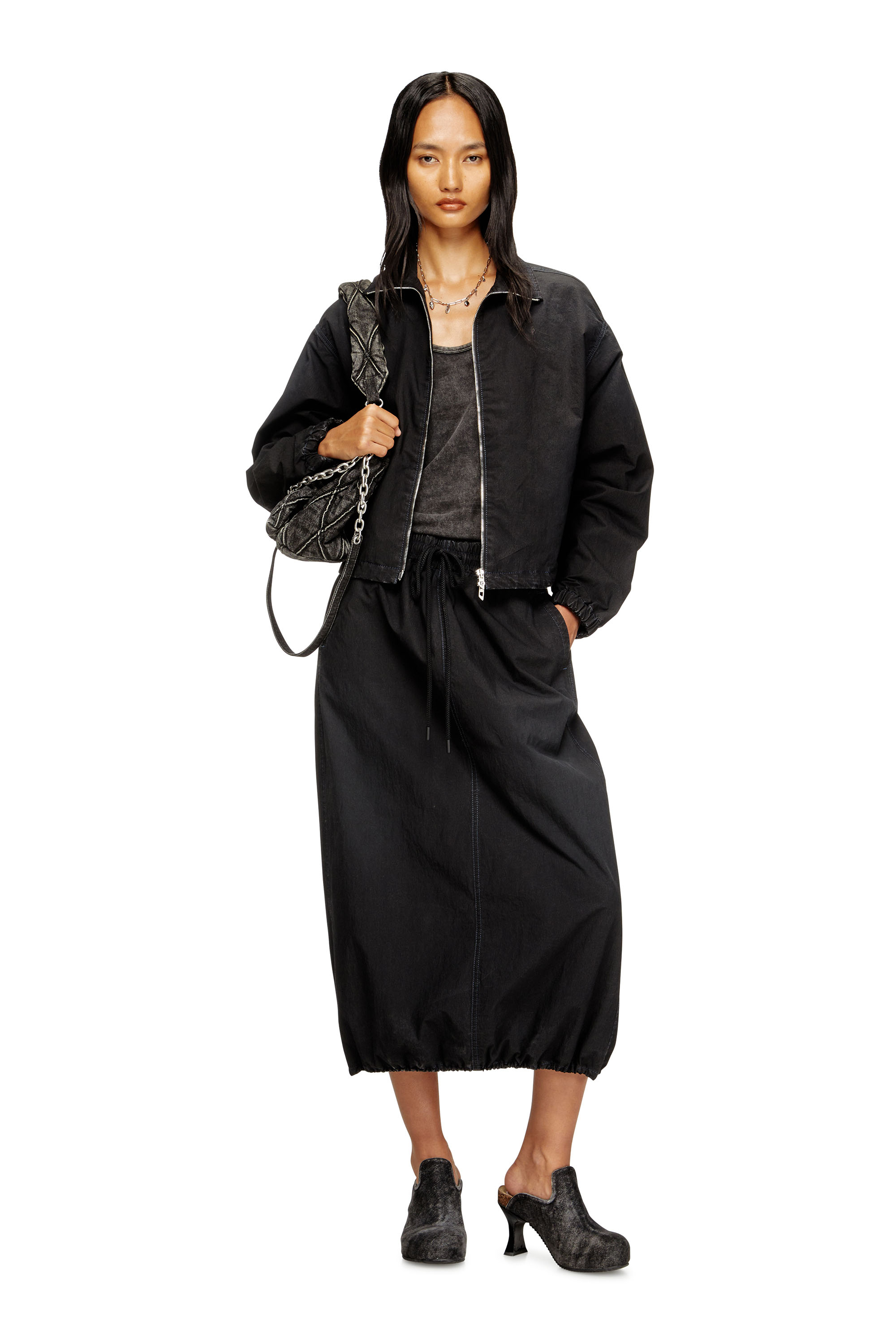 Diesel - DE-SANDERZ JOGG, Chaqueta de tejido técnico JoggJeans con cuello alto Mujer in Negro - 2