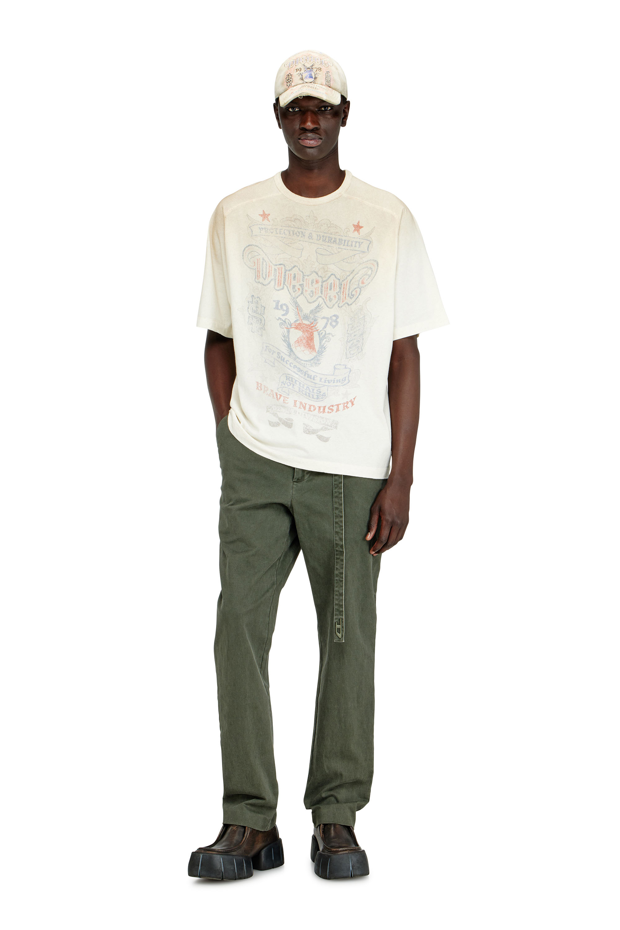 Diesel - T-ALECY, Camiseta con gr&aacute;fico de escudo Diesel Hombre in Blanco - 2