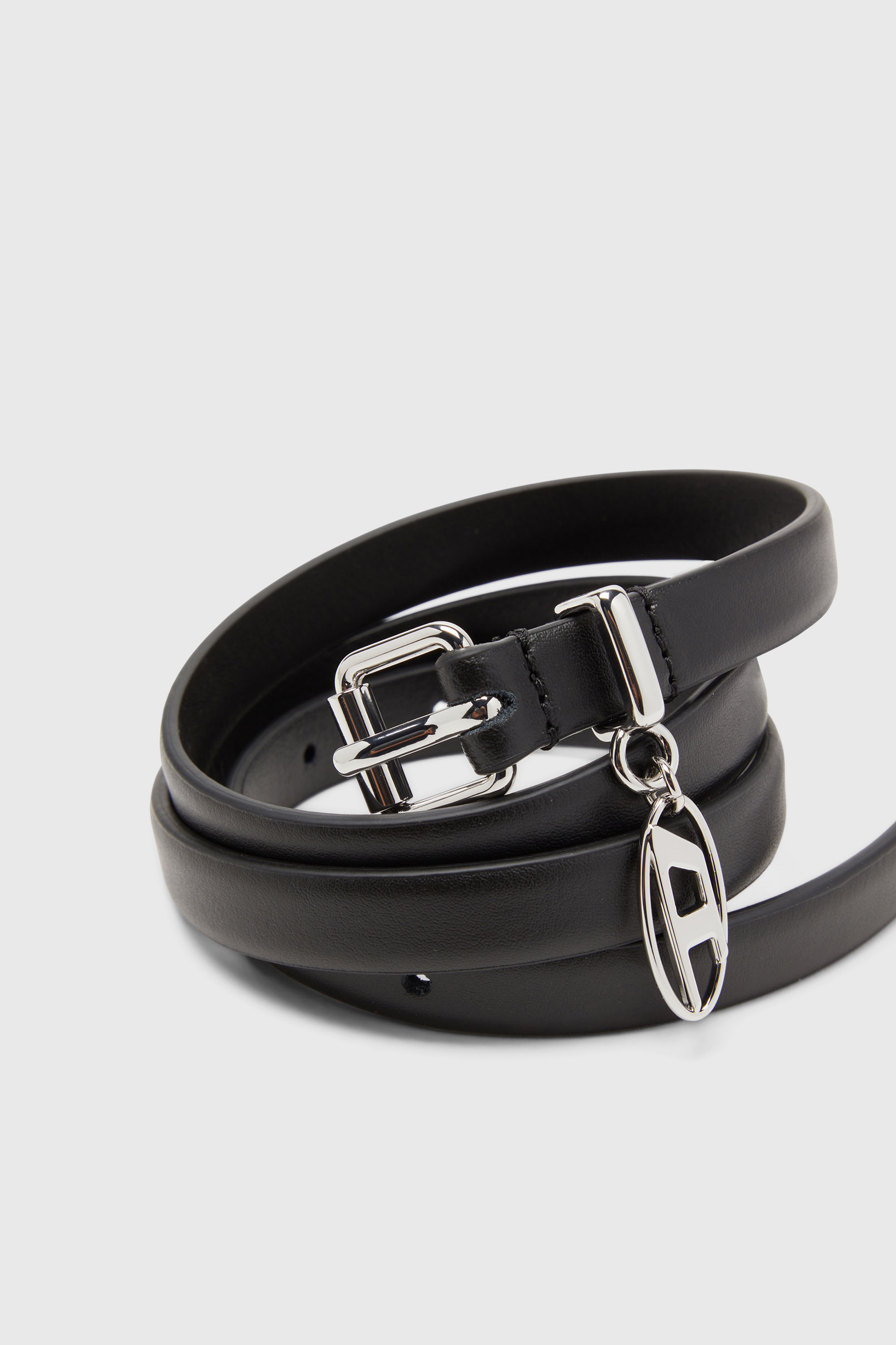 Diesel - B-CHARM-OVAL D, Cintur&oacute;n 1.5 cm fino de cuero con adorno Oval D Mujer in Negro - 3