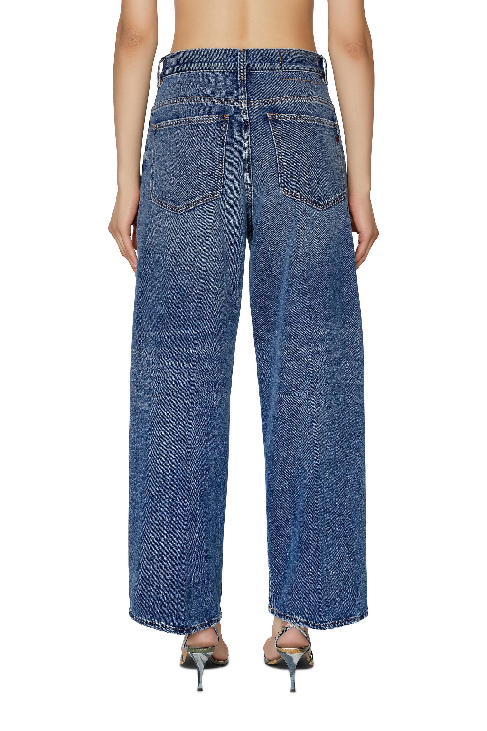 Diesel - 2000 09E03 Bootcut and Flare Jeans, Azul medio - Image 2