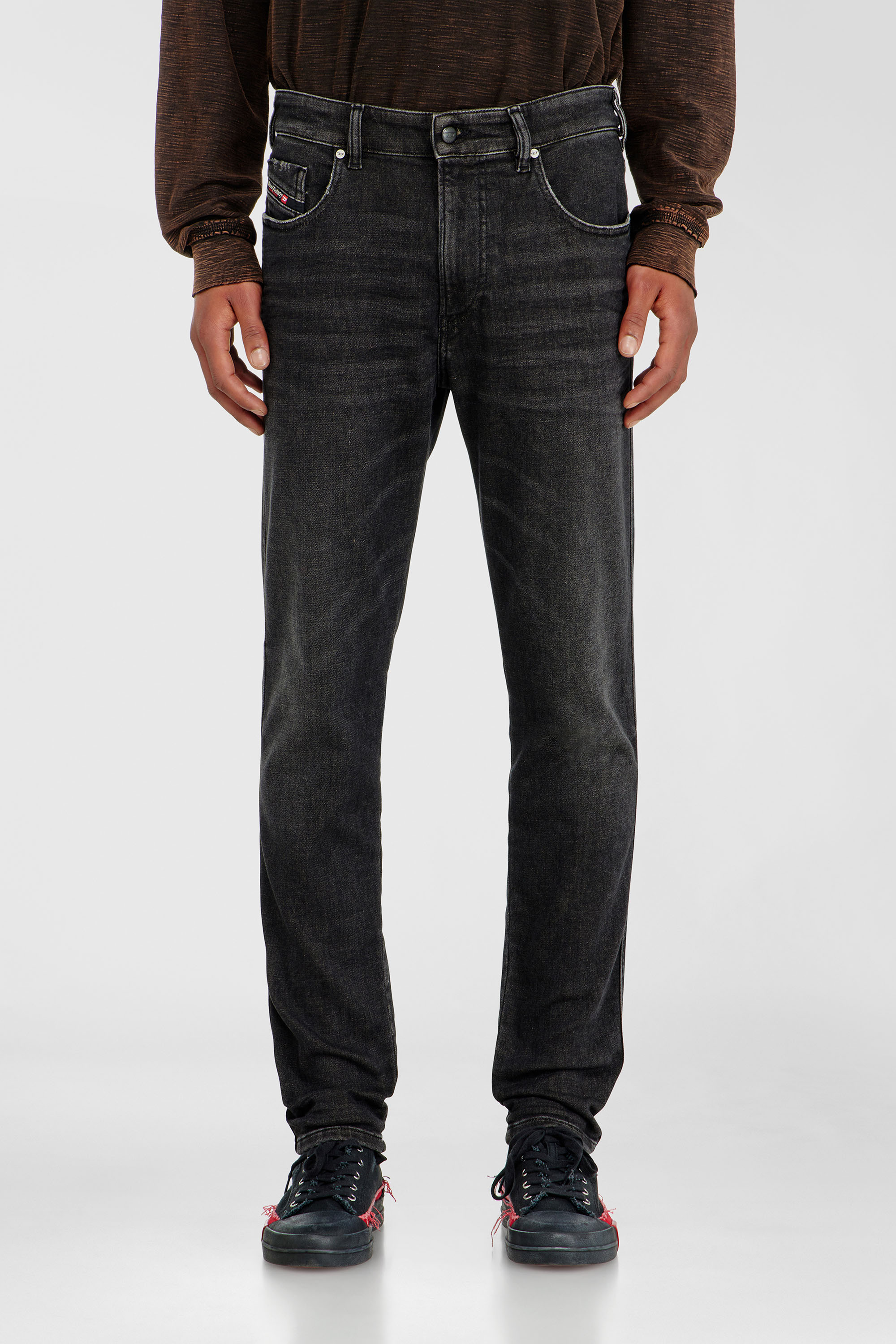 Diesel - Slim 2062 D-Strukt Joggjeans&reg; 09P92 Hombre, Negro/Gris oscuro - 1