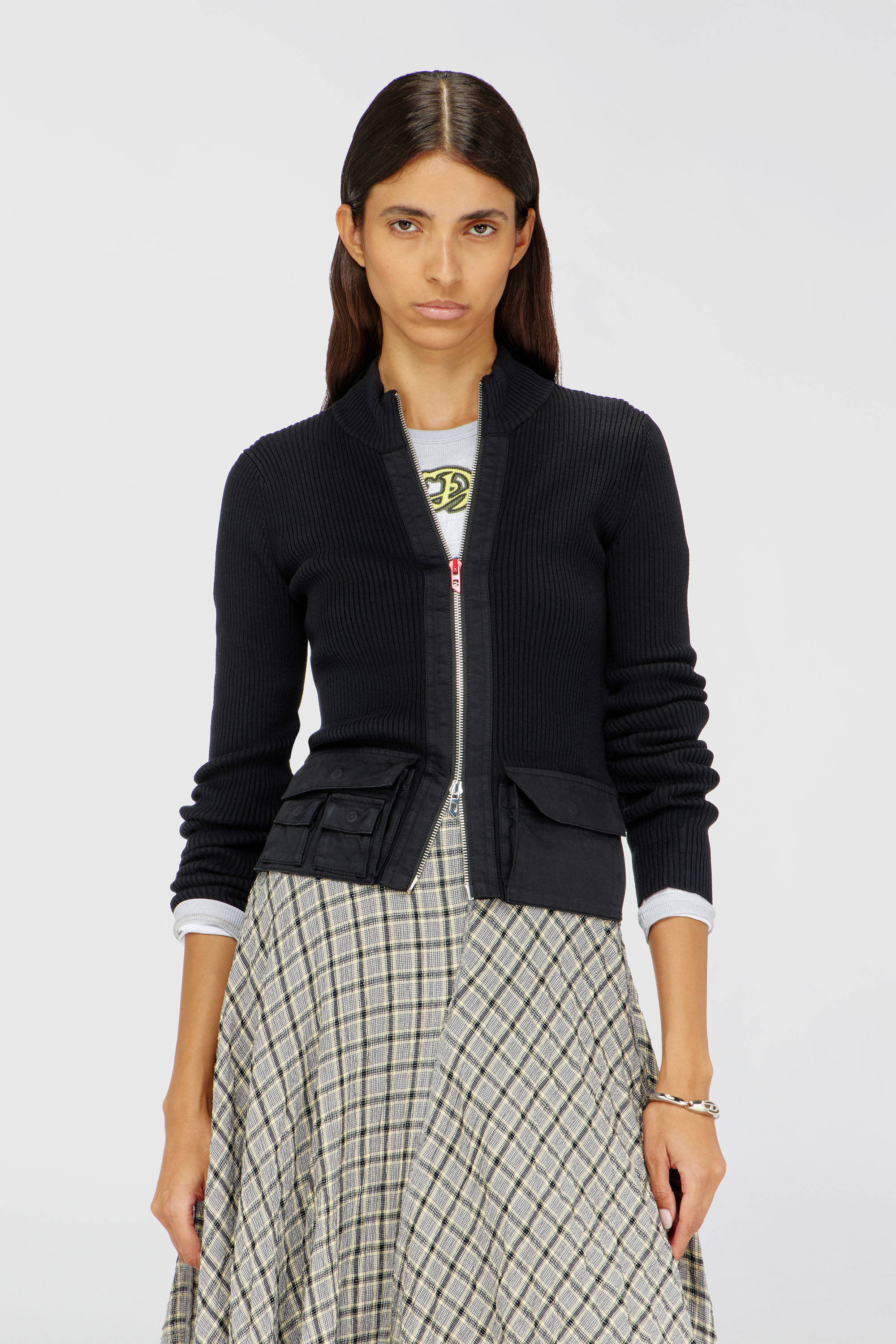 Diesel - M-MELISSA, Chaqueta de punto en canal&eacute; con bolsillos cargo Mujer in Negro - 3