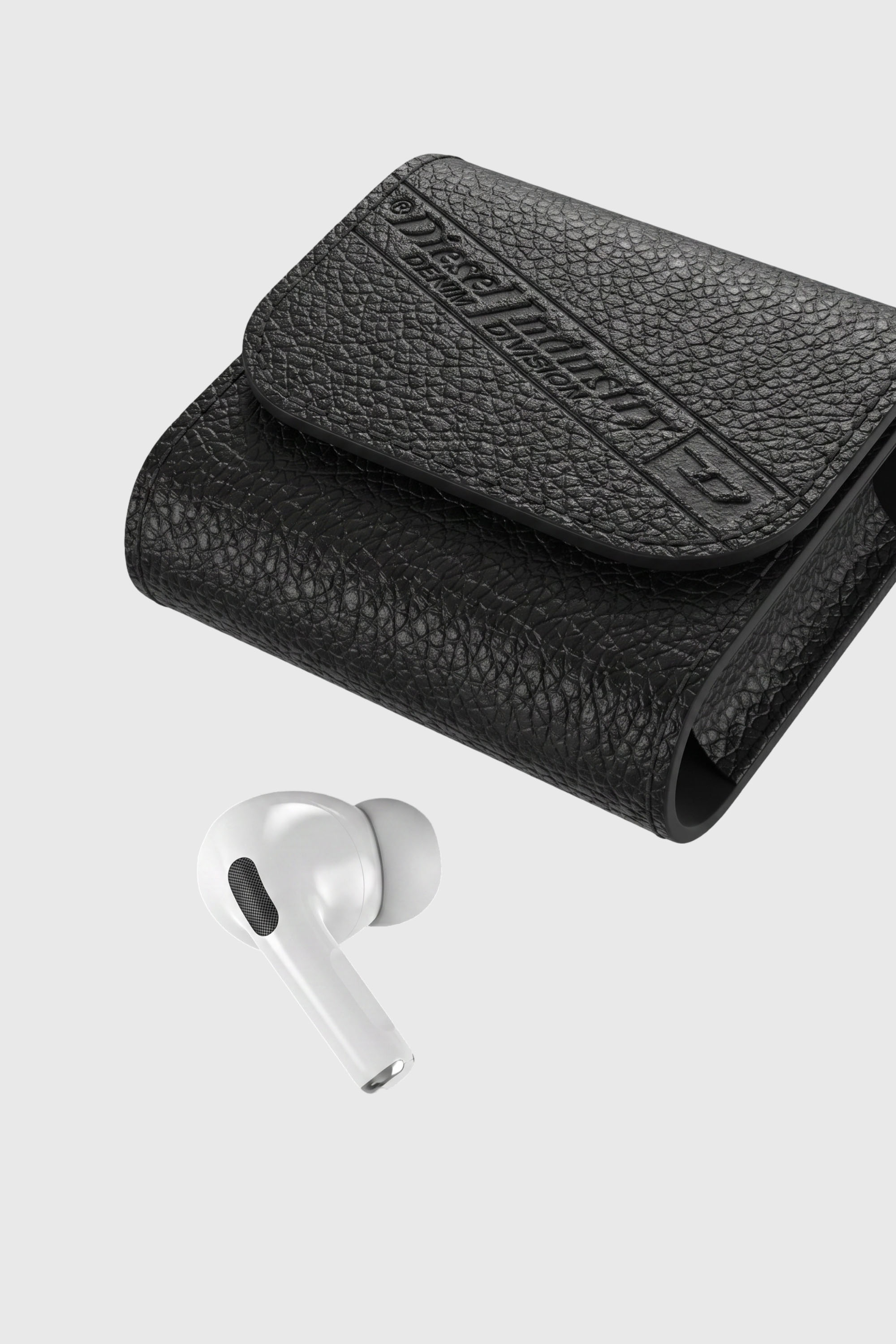 Diesel - 60652 AIRPOD CASE, Funda Flag D para auriculares true wireless Unisex in Negro - 4