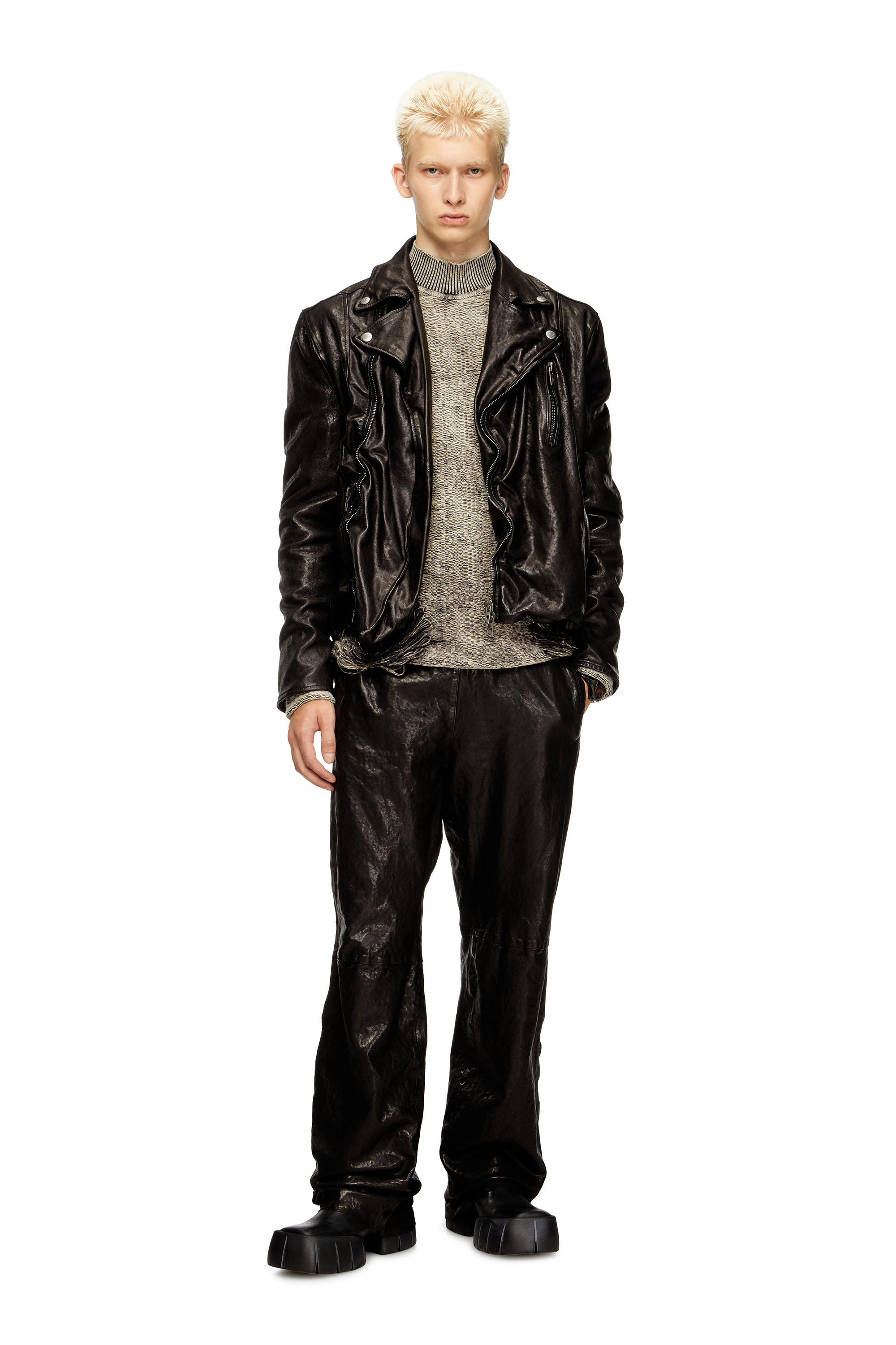 Diesel - P-BRU, Pantalones elásticos en cuero hervido Hombre in Negro - 2
