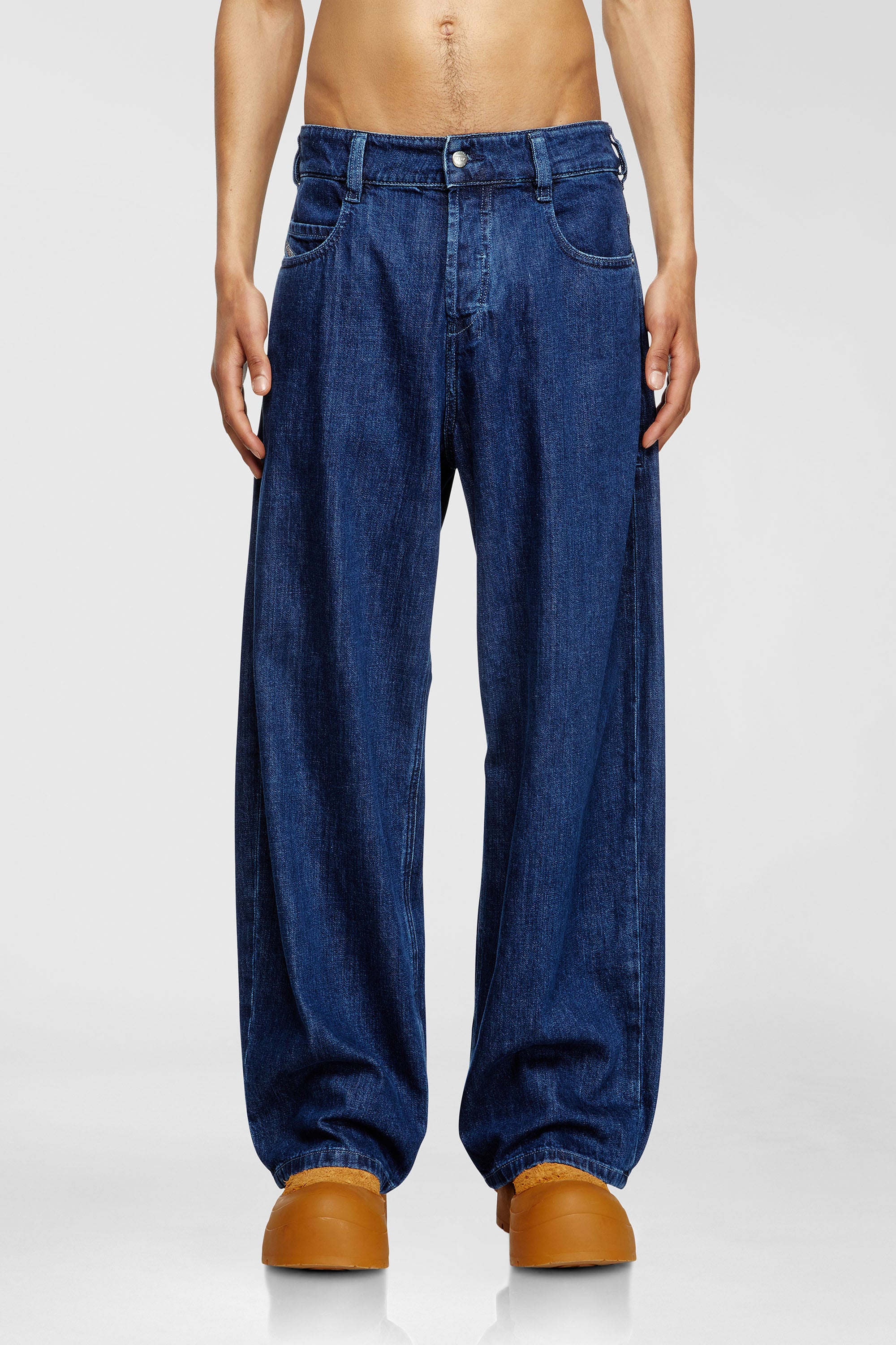 Diesel - Relaxed Jeans 1997 D-Enim-M 0DBDX Unisex, Azul Oscuro - 1
