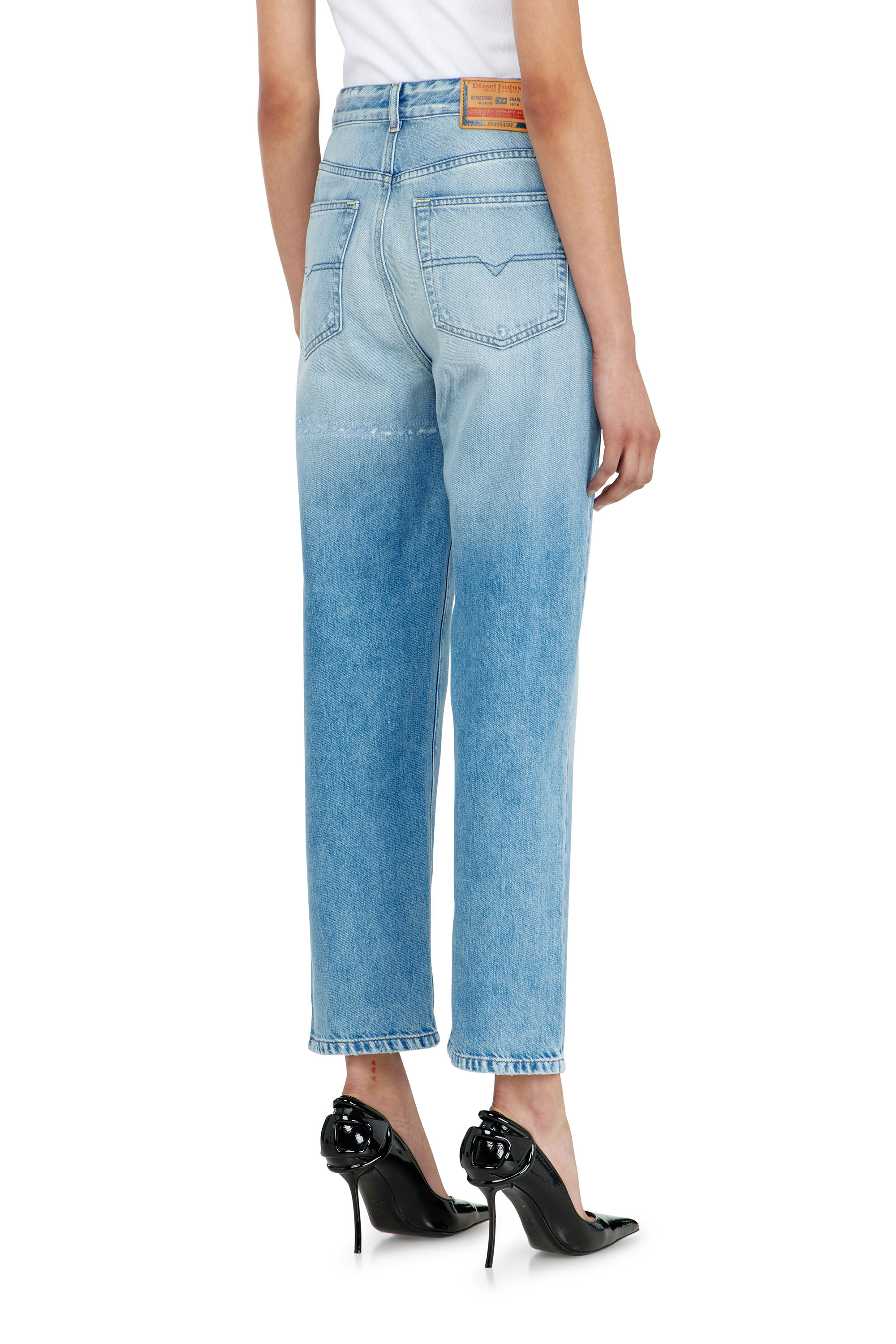 Diesel - Regular Jeans 1981 D-Went 09P49 Mujer, Azul Claro - 5
