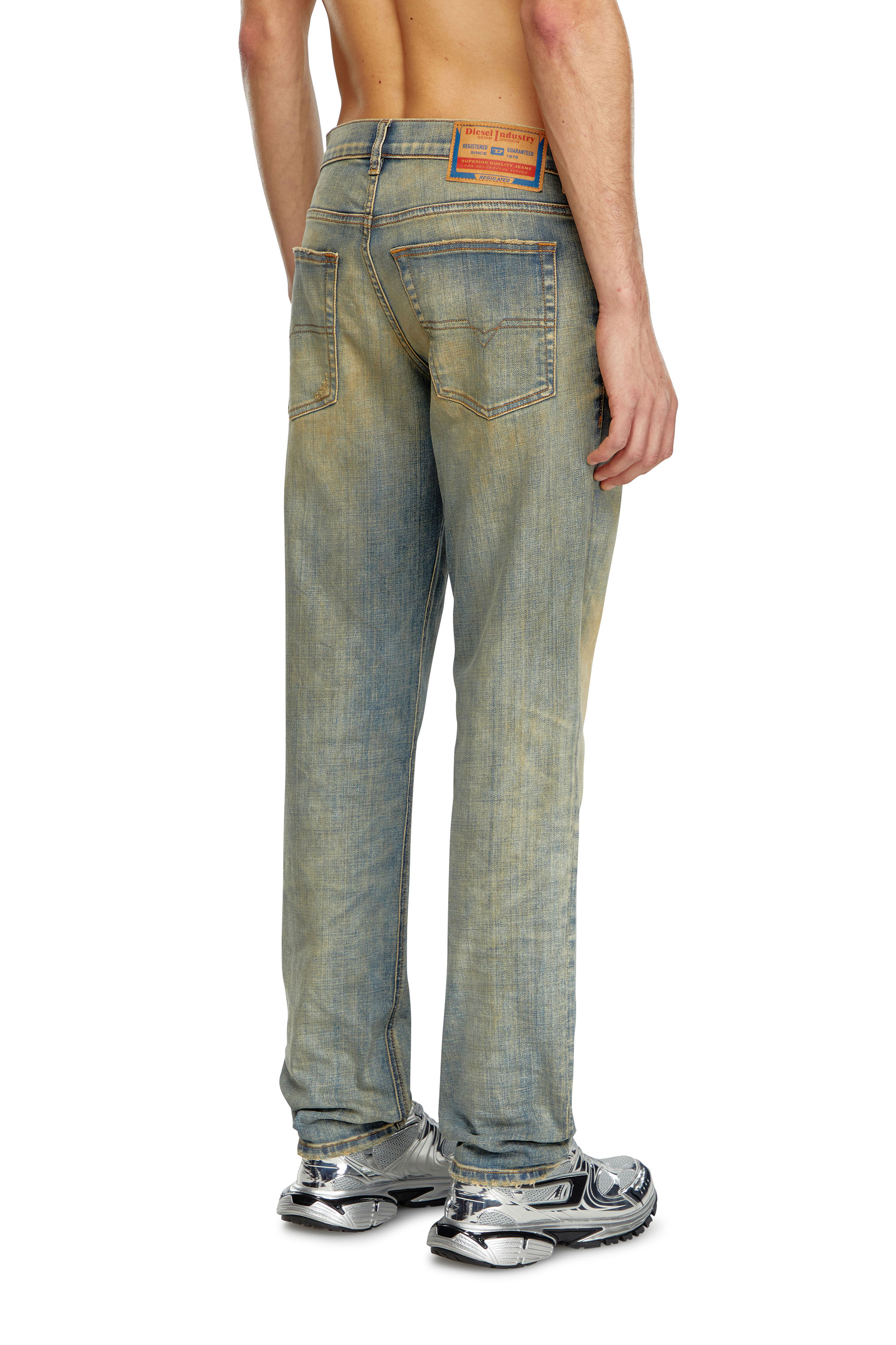 Diesel - Tapered Jeans 2023 D-Finitive 09J51, Hombre Tapered Jeans - 2023 D-Finitive in Azul marino - Image 4