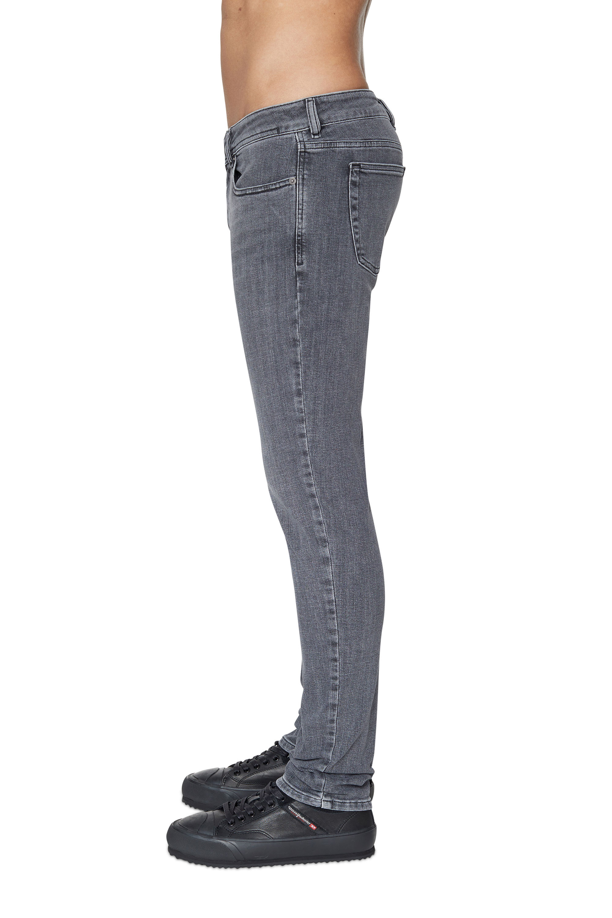 1979 SLEENKER 09B97 Hombre: Vaqueros Skinny Negro/Gris oscuro | Diesel