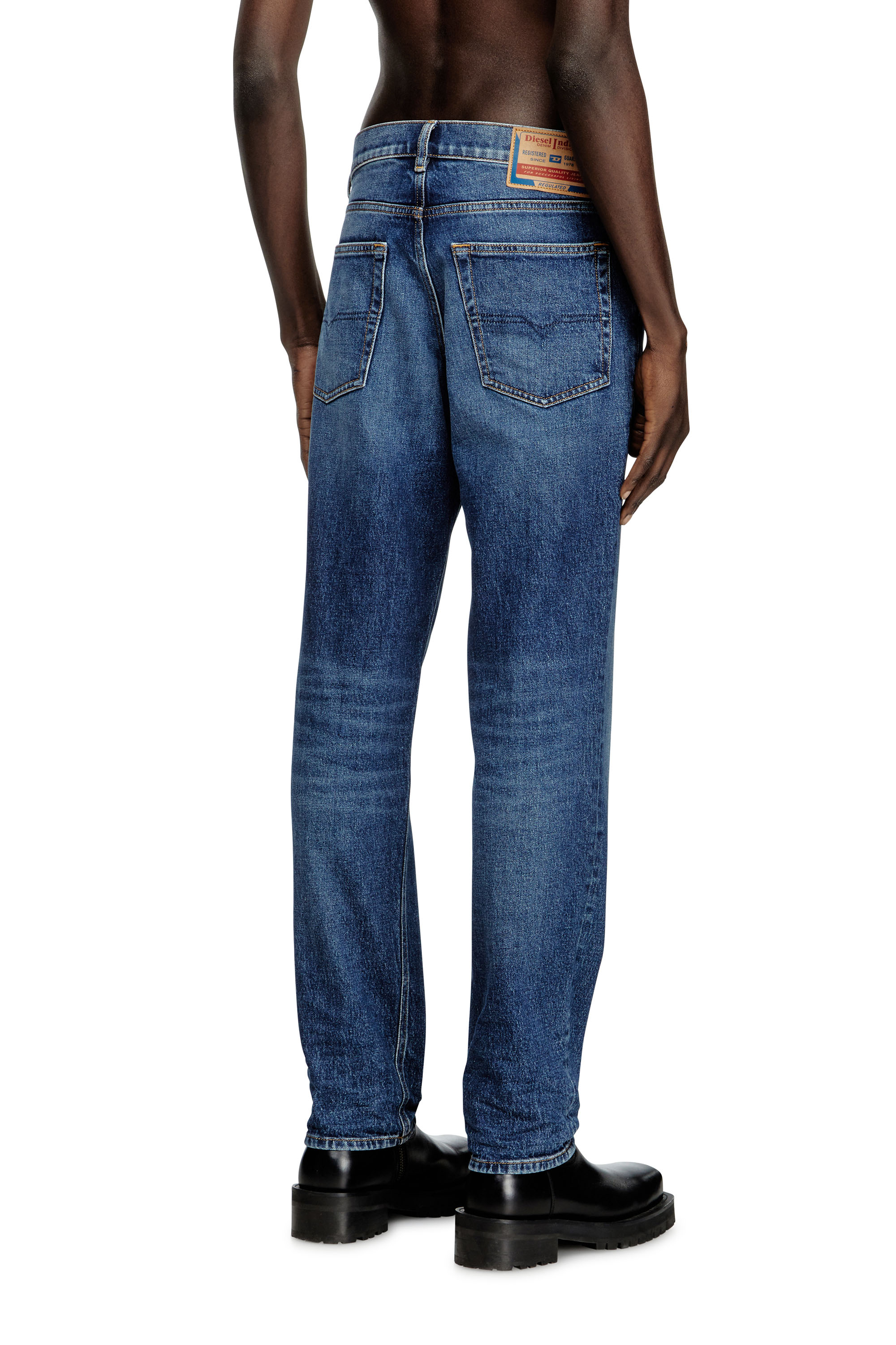 Diesel - Regular Jeans 2023 D-Finitive 09L21 Hombre, Azul Oscuro - 4