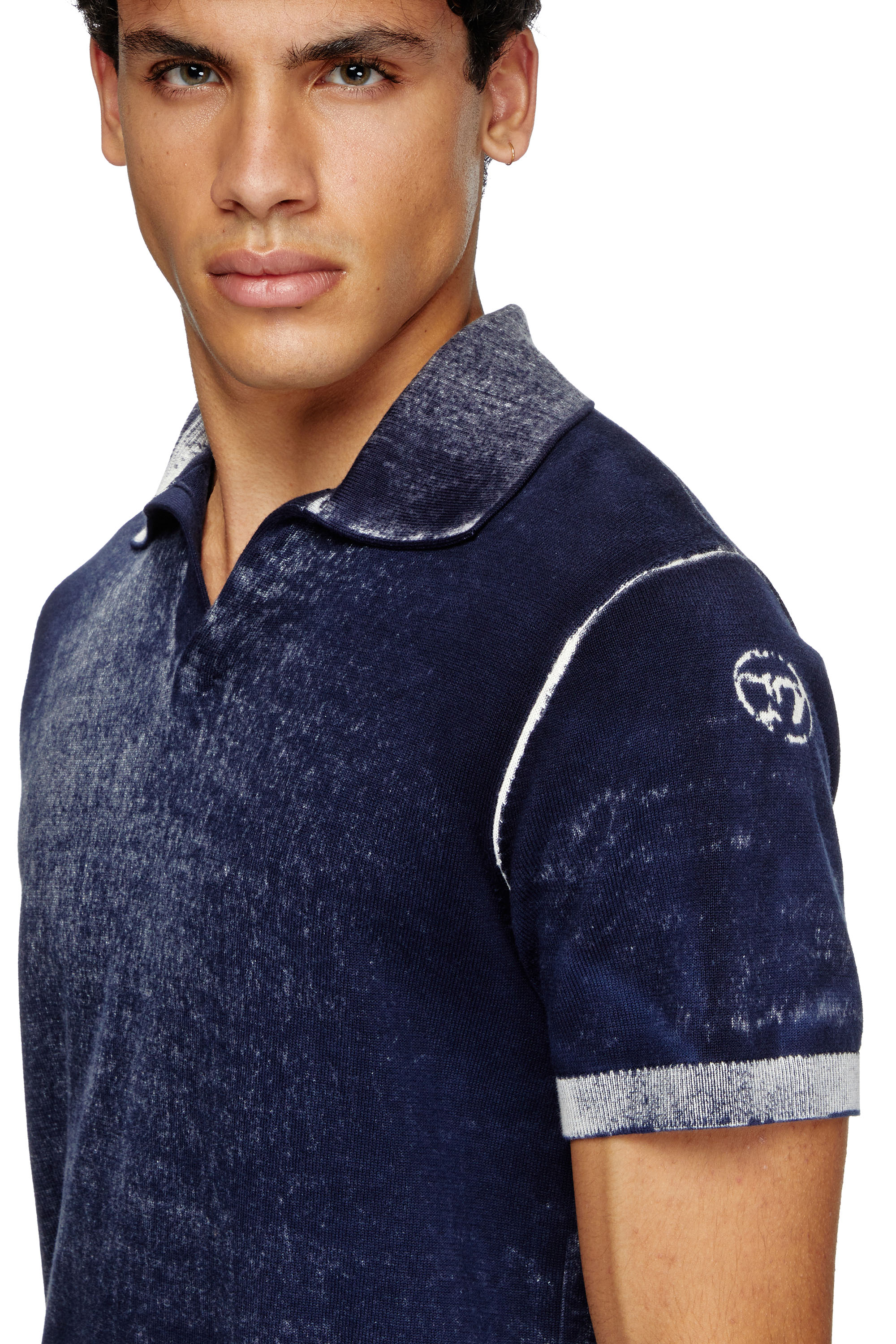 Diesel - K-LORENZO-SS, Jersey de manga corta con cuello polo y estampado invertido Hombre in Azul marino - 5