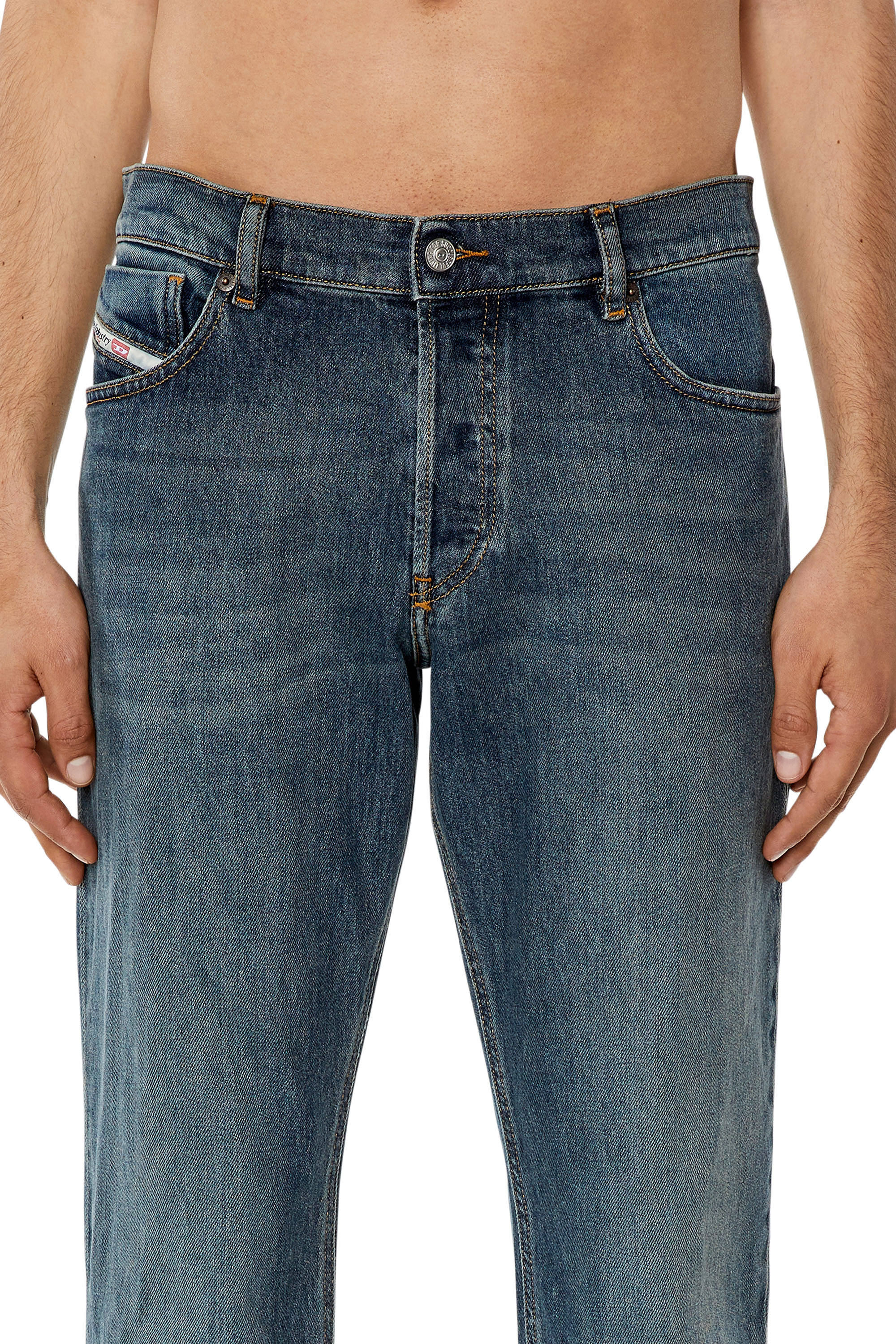 Diesel - 1995 D-Sark 09F74 Straight Jeans, Azul medio - Image 3