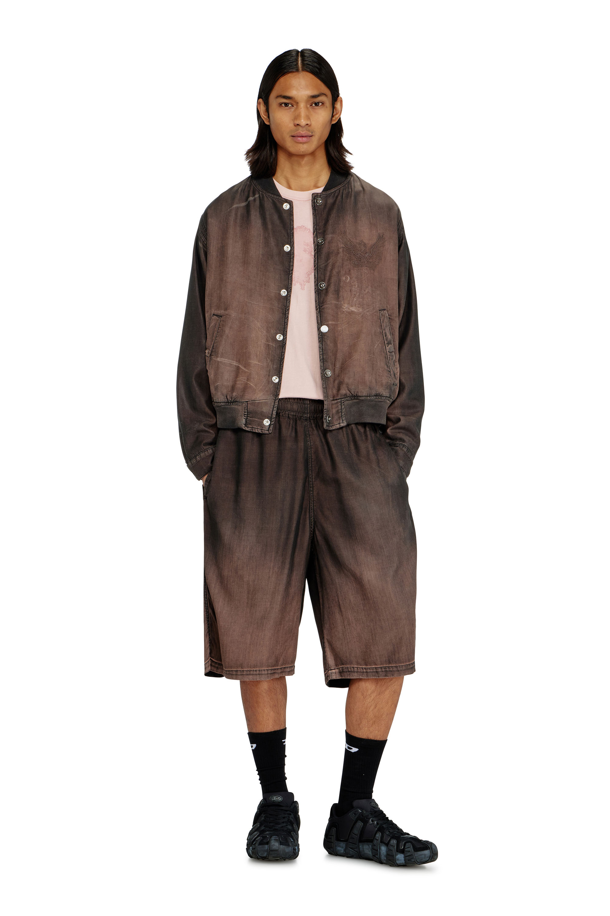 Diesel - D-RODER-SHORT-S, Bermudas relajadas en denim fluido con lavado oscuro Unisex in Marr&oacute;n - 3