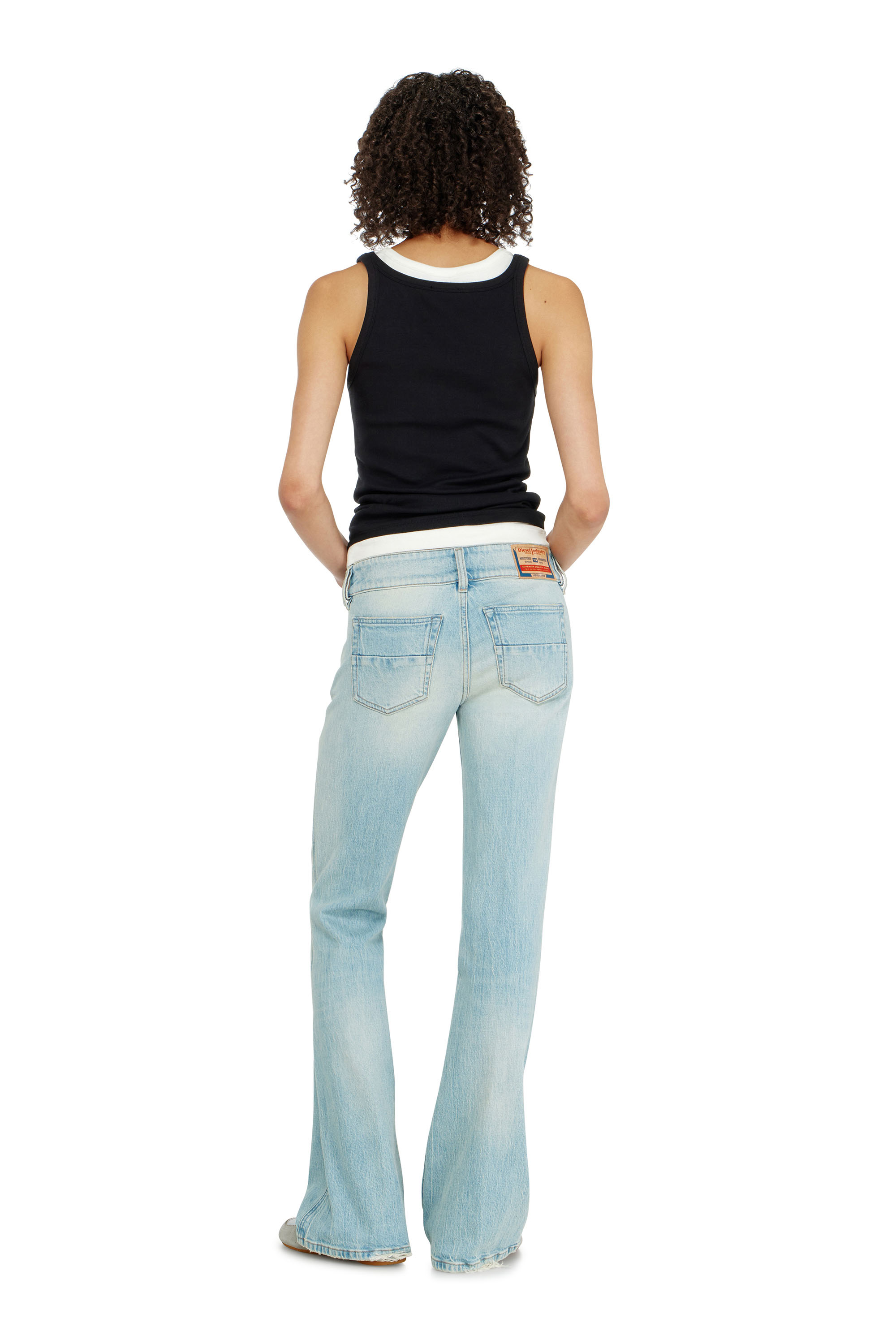 Diesel - Bootcut Jeans D-Hush 0KBBX Mujer, Azul Claro - 3