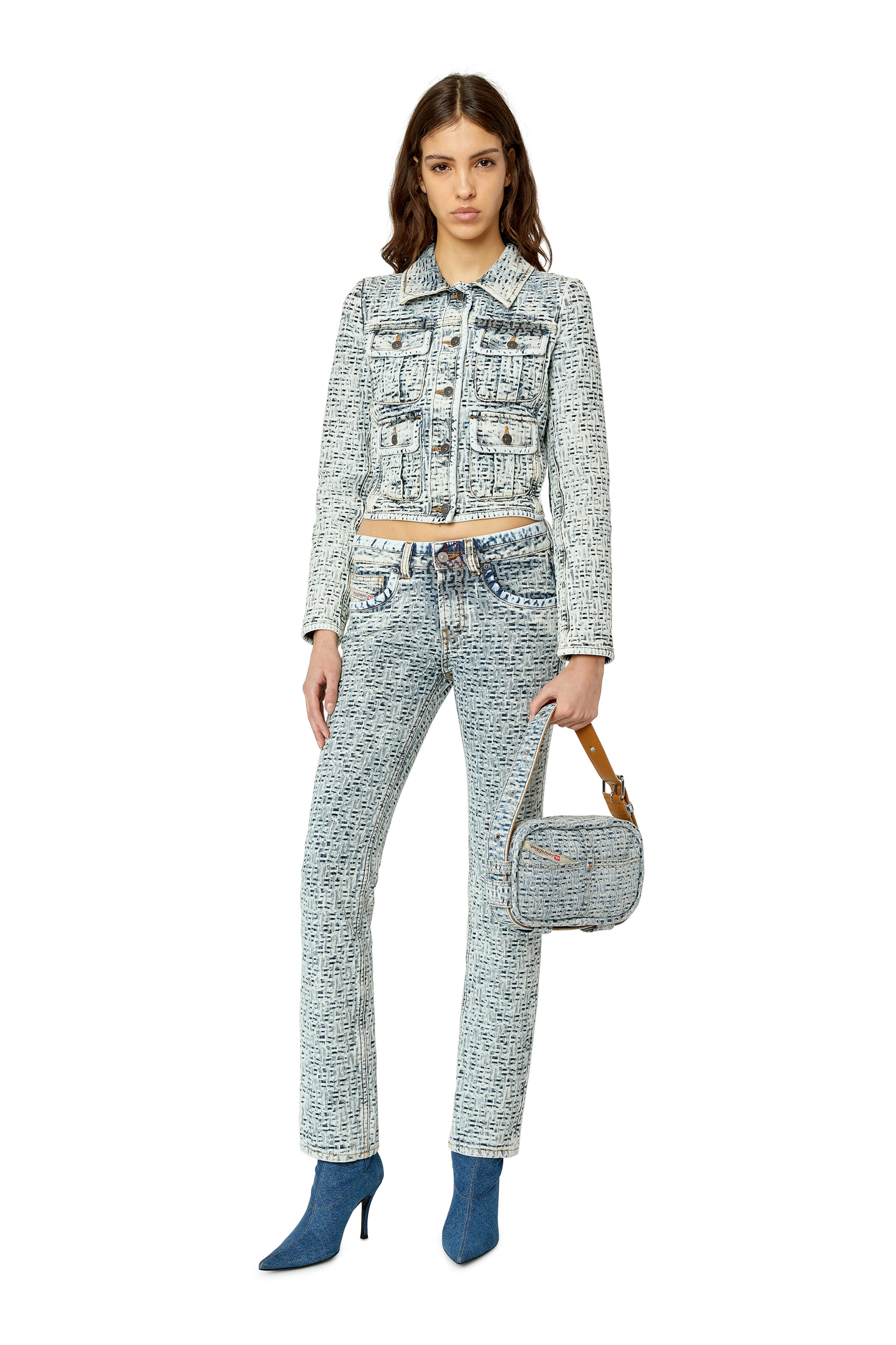 Diesel - 2002 0EMAA Straight Jeans, Azul Claro - Image 4
