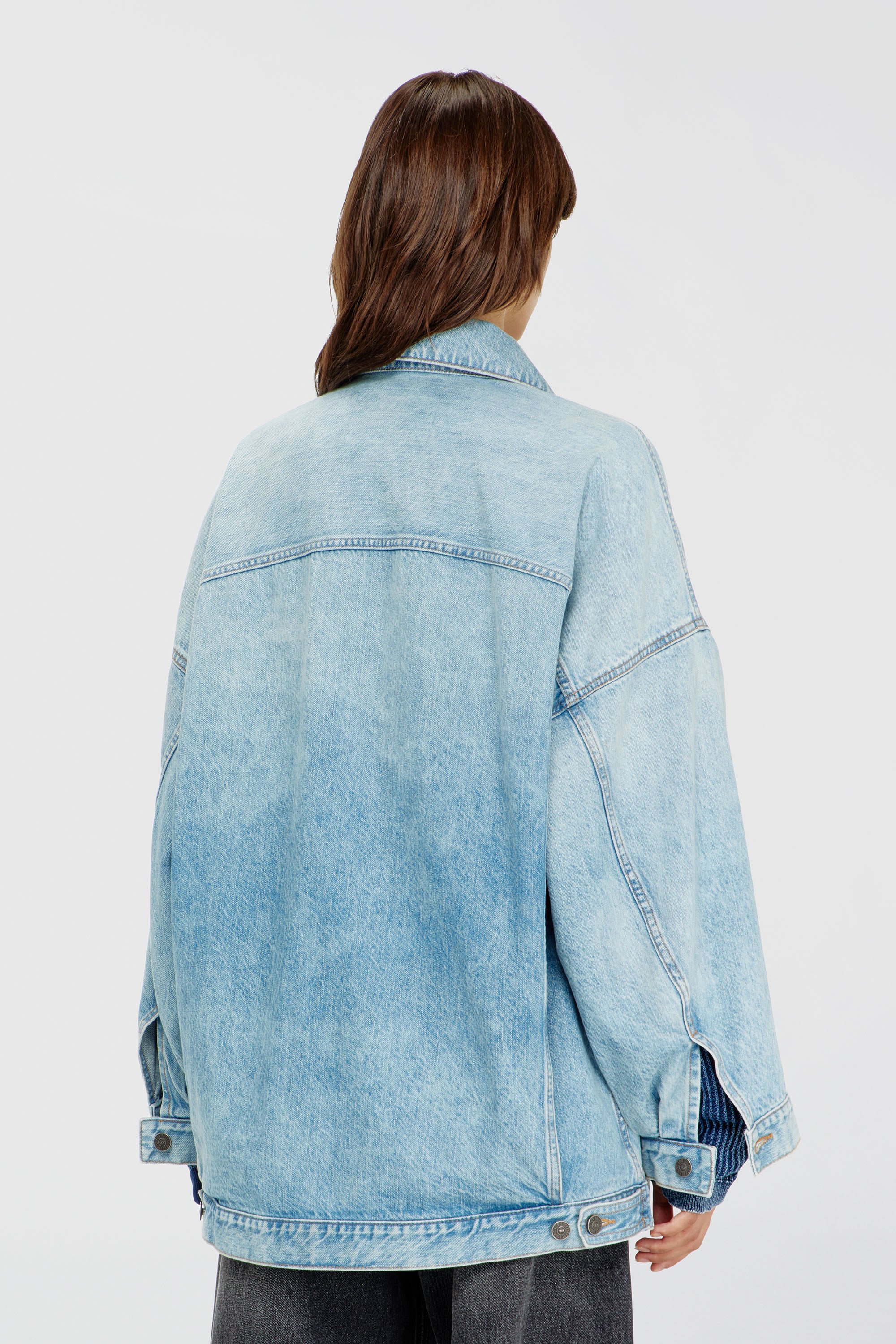Diesel - DE-LIN, Chaqueta workwear denim oversized Mujer in Azul marino - 4