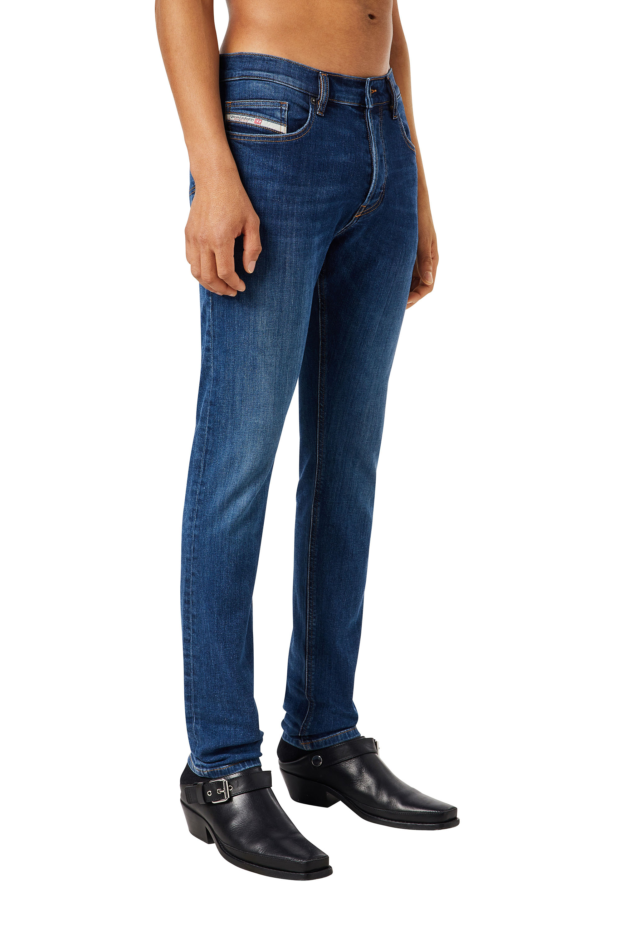 Diesel - D-Luster 0GDAN Slim Jeans, Azul Oscuro - Image 4