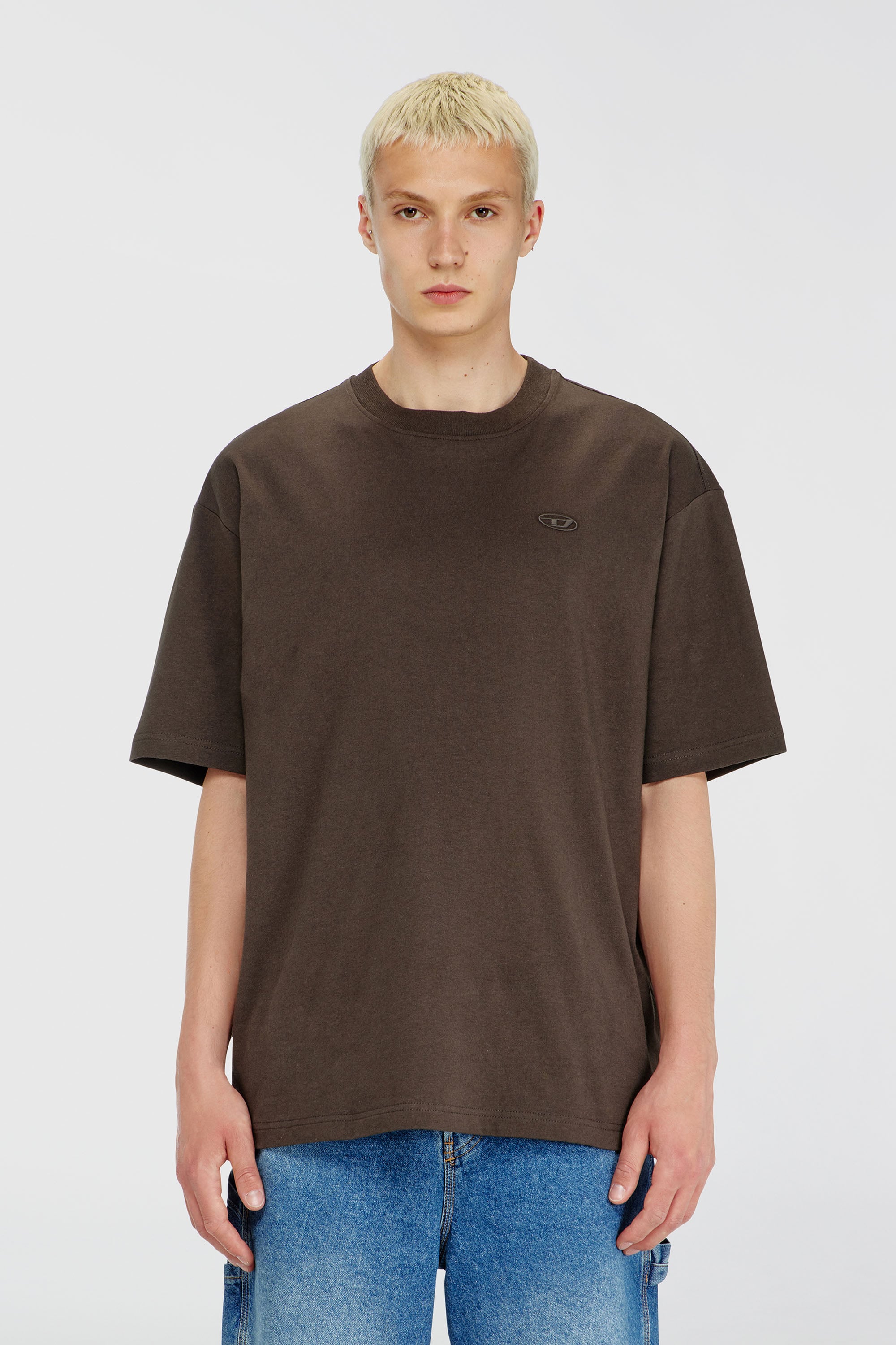Diesel - T-BOGGY-MEGOVAL-D, Camiseta con bordado oval D grande Hombre in Marr&oacute;n - 1