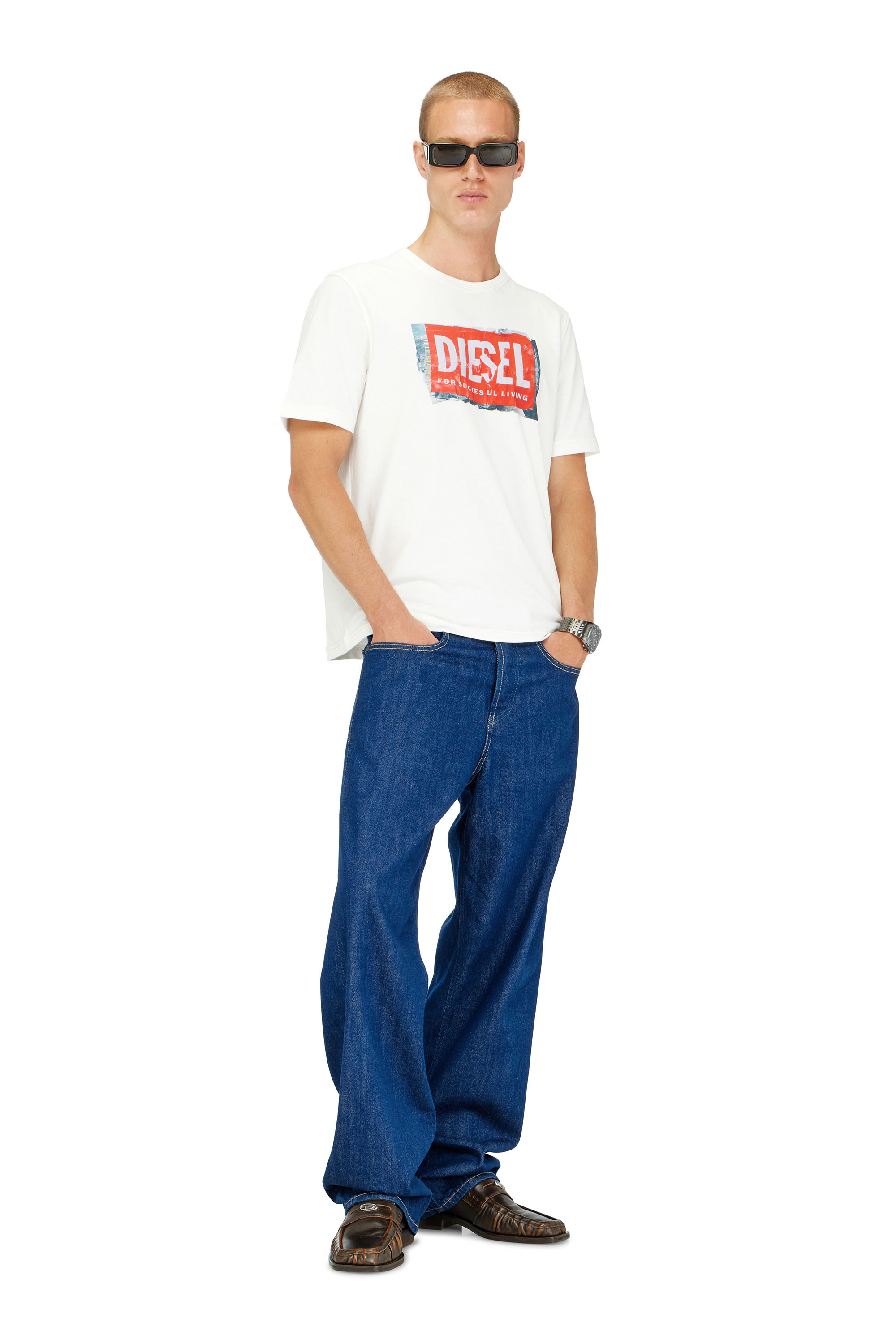 Diesel - T-ADJUST-Q6, Camiseta con logotipo con efecto arrugado Hombre in Blanco - 1