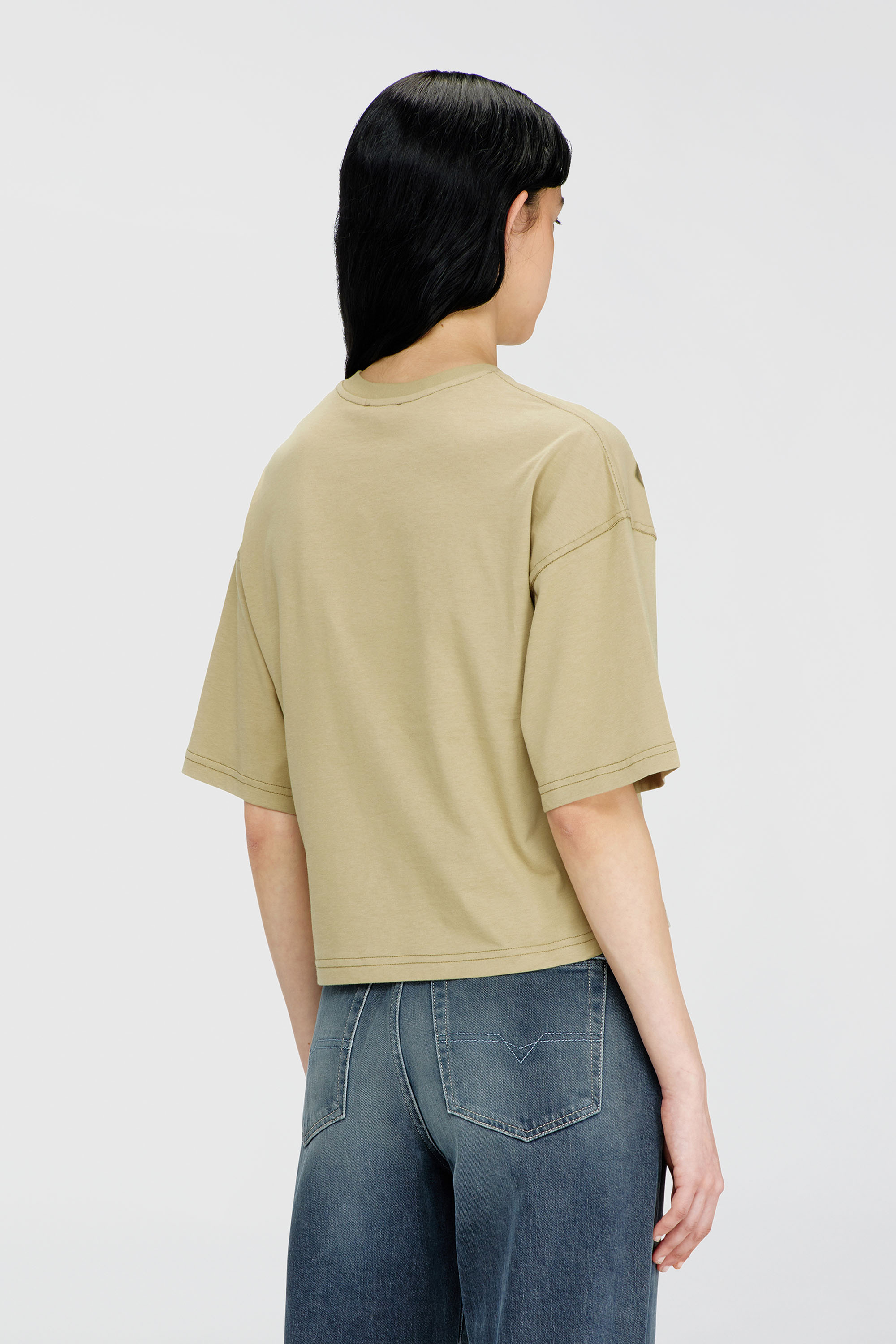Diesel - T-CROPYN-AA1, Camiseta corta con estampado digital Mujer in Verde - 4