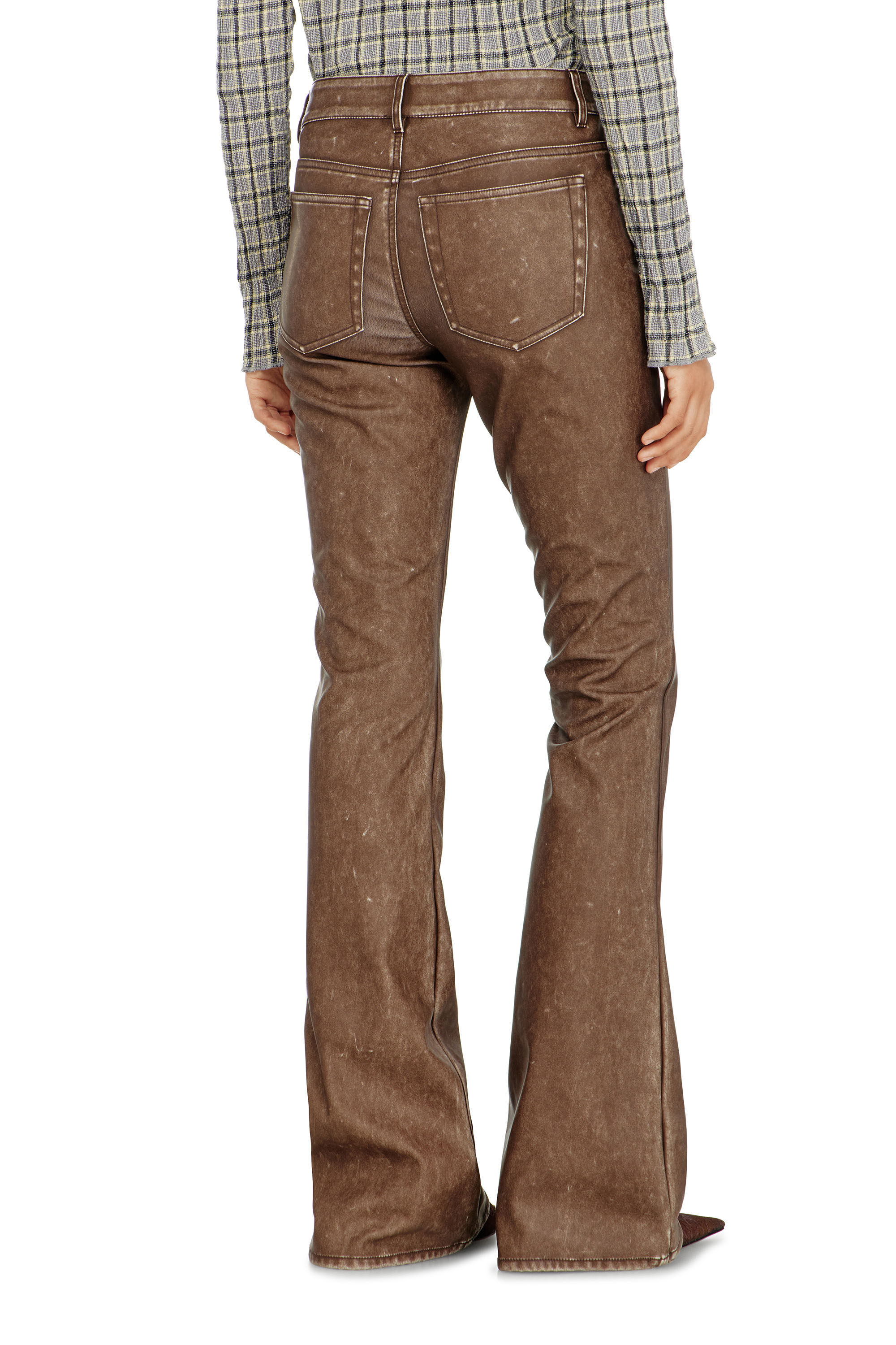 Diesel - P-STELLAR-S1, Pantal&oacute;n bootcut en tejido revestido tratado Mujer in Marr&oacute;n - 3