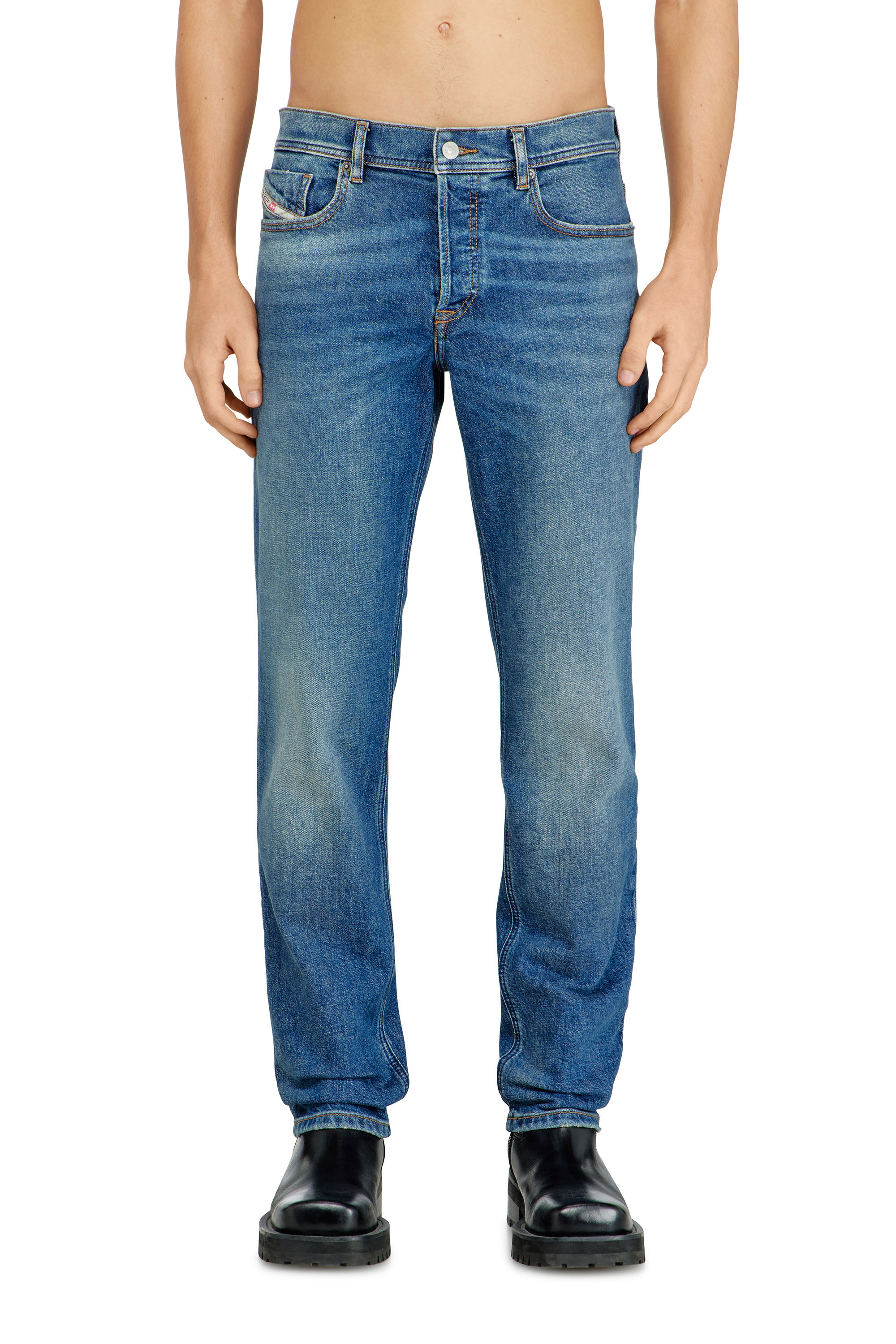 Diesel - Regular Jeans 2023 D-Finitive 0BEBD Hombre, Azul - 3