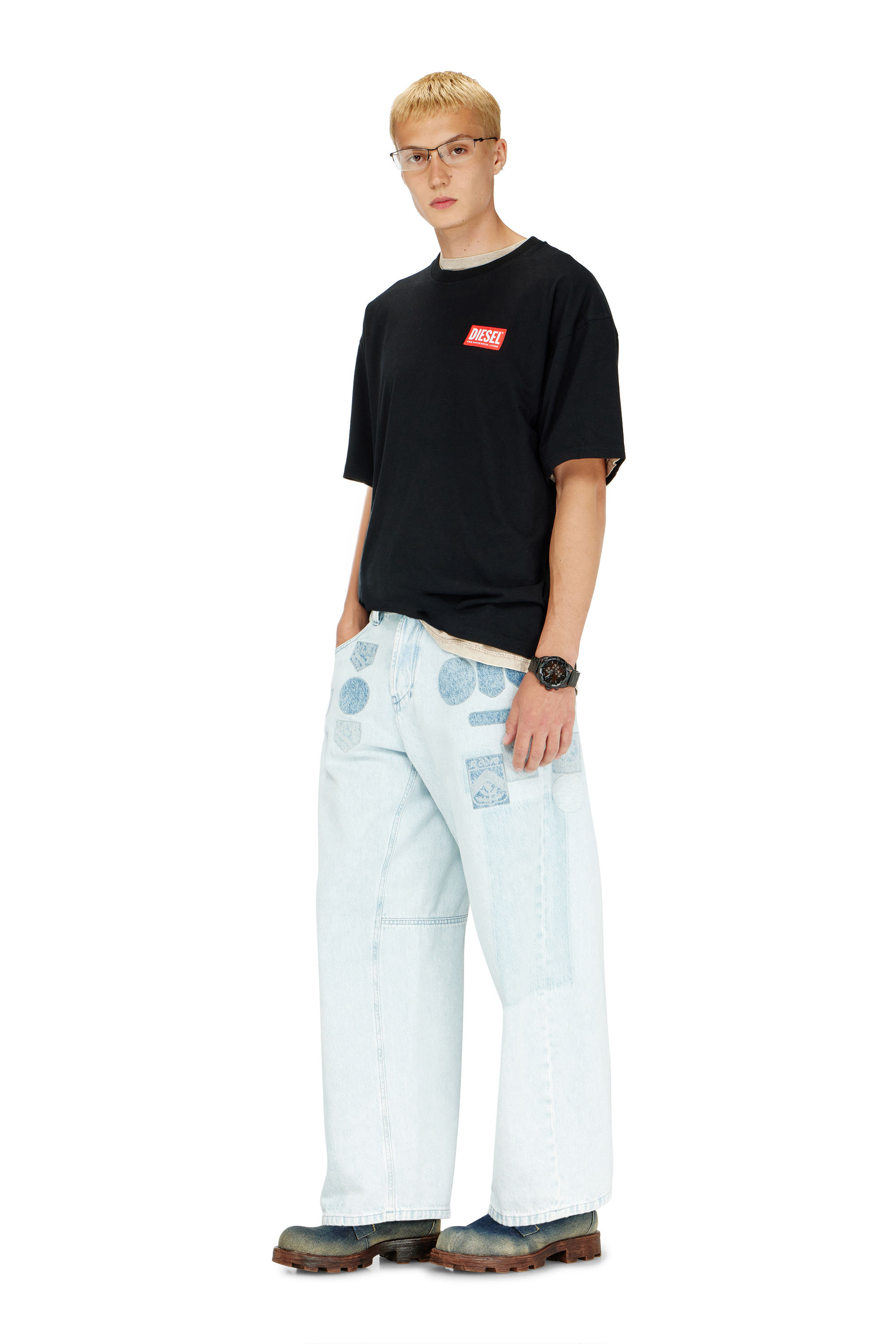 Diesel - T-BOXT-LAB, Camiseta con parche del logotipo en jacquard Hombre in Negro - 1
