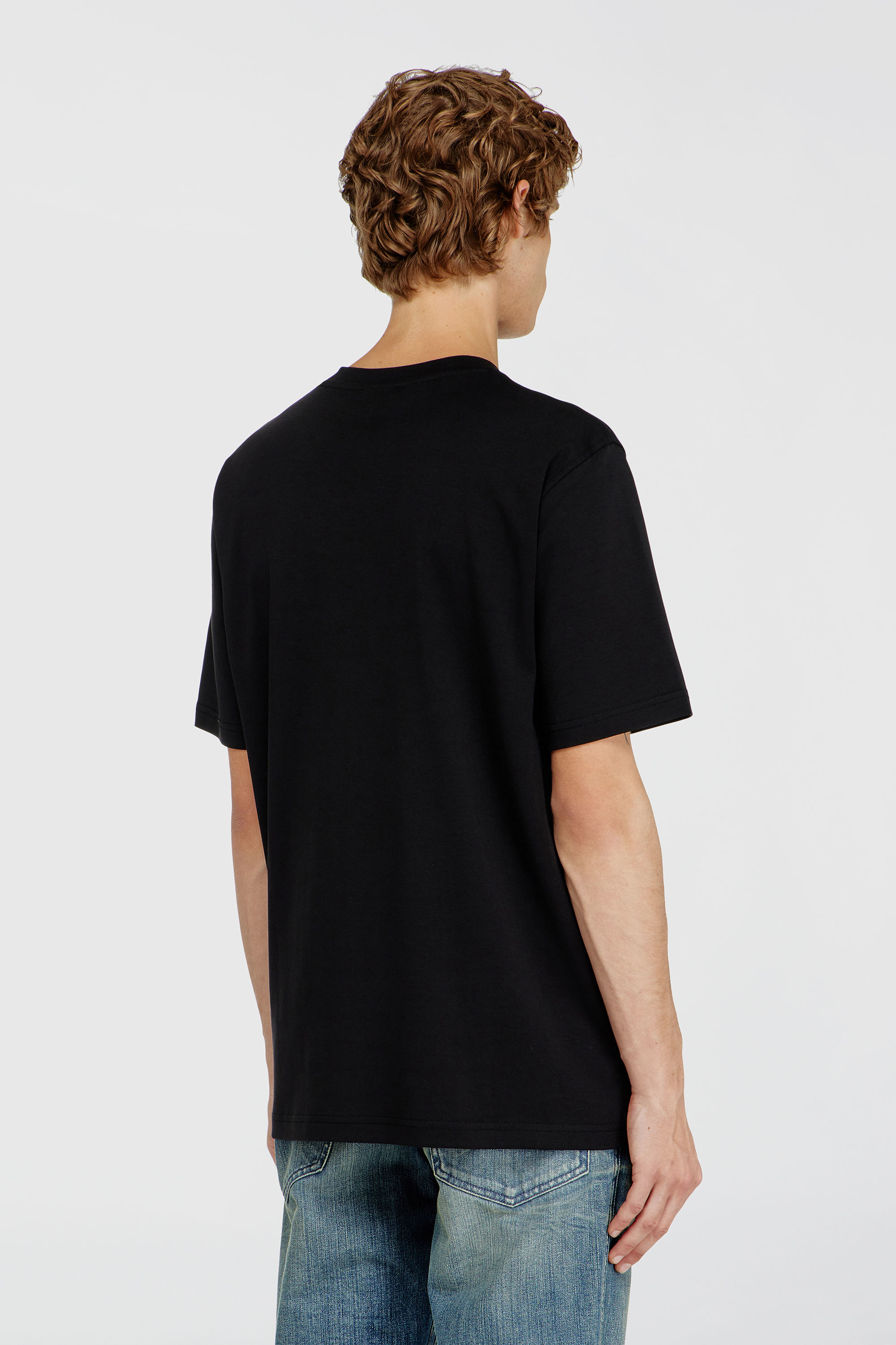 Diesel - T-ADJUST-V-MICRODIV, Camiseta de cuello de pico con microbordado de logo Hombre in Negro - 4