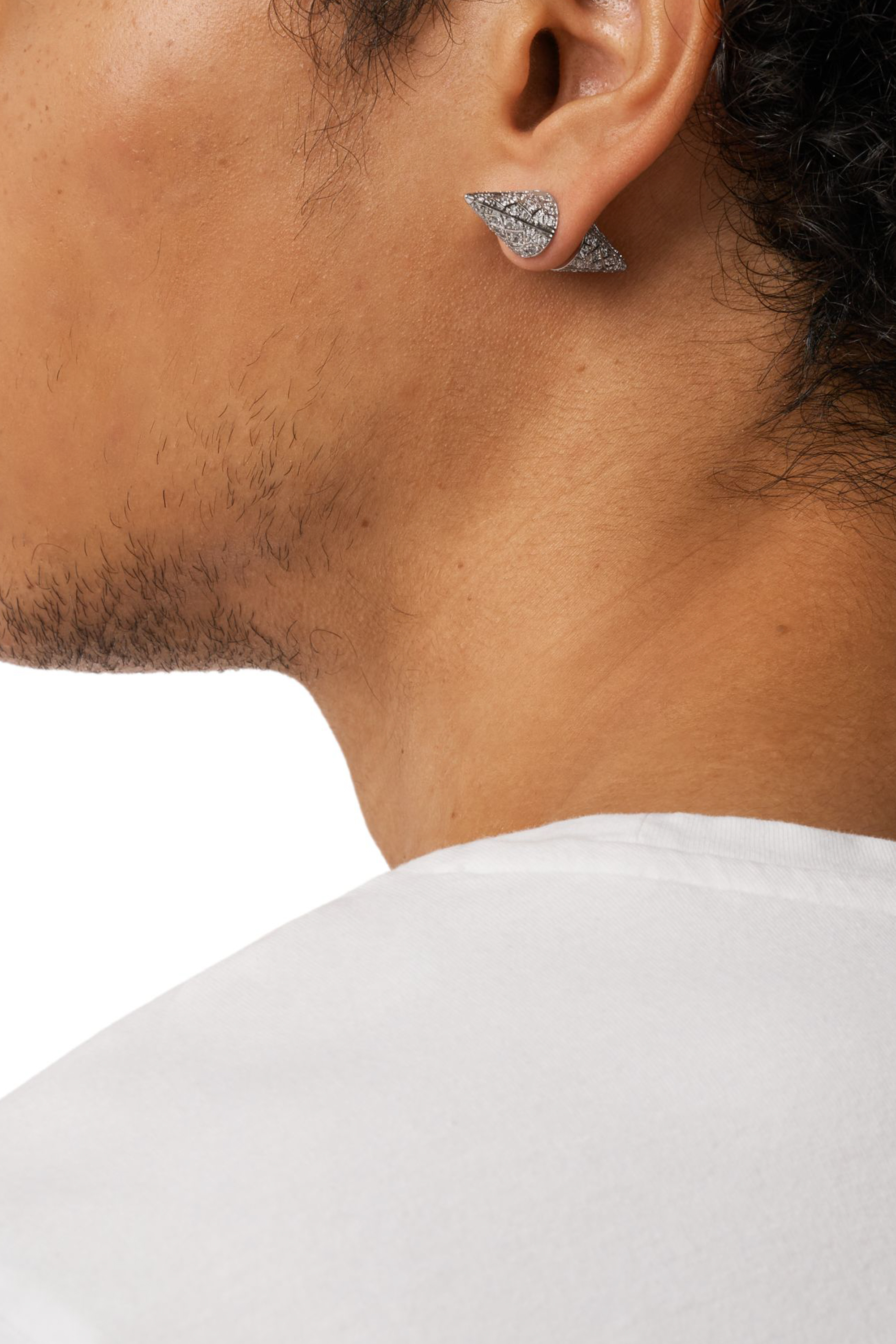 Diesel - DX1658040 JEWELLERY, Pendientes de tachuelas de lat&oacute;n en tono plateado Unisex in Plateado - 4