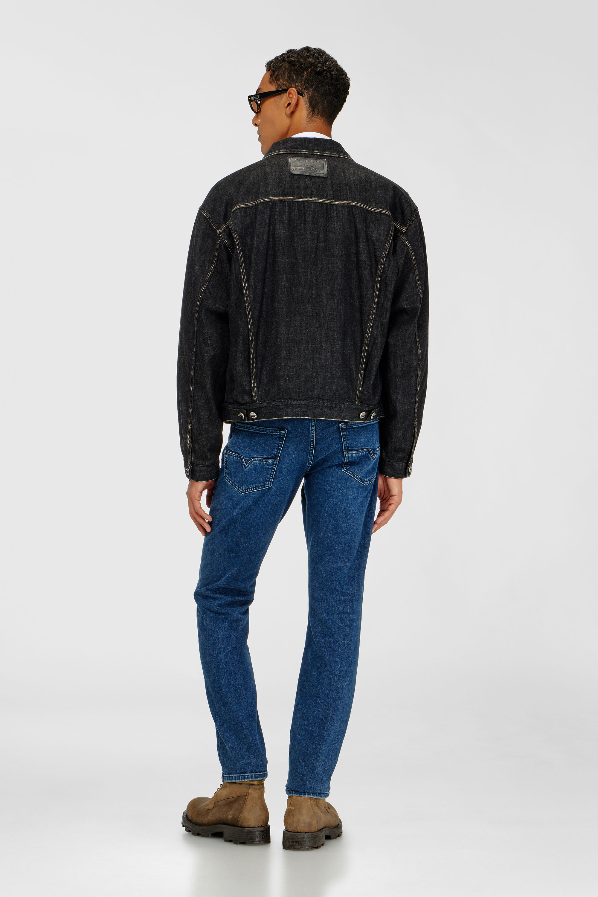 Diesel - Regular Jeans 1986 Larkee-Beex 0BEDA Hombre, Azul Oscuro - 3