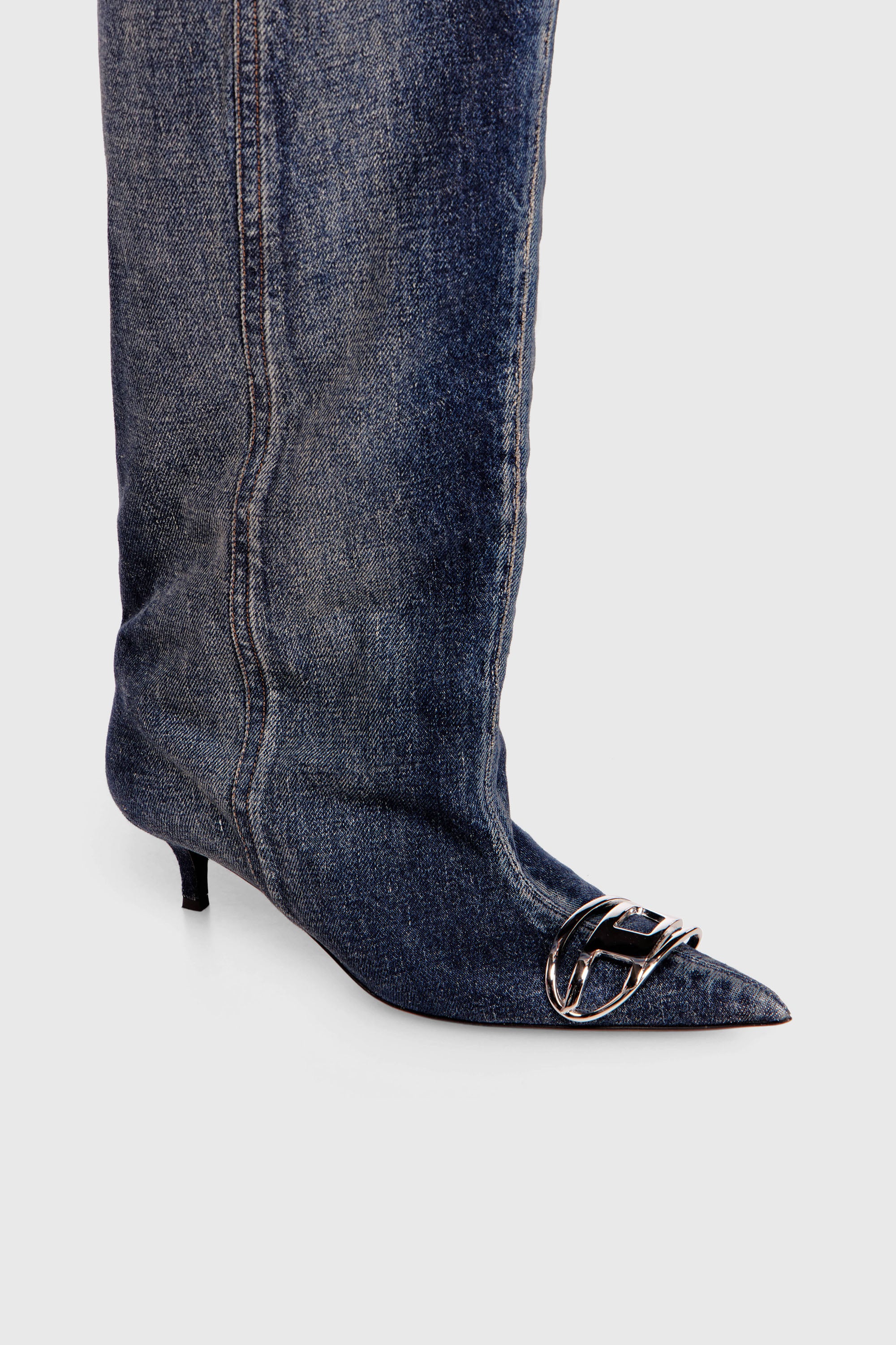 Diesel - D-VENUS KB SLOUCHY, D-Venus-Bota slouchy hasta la rodilla en denim Mujer in Azul marino - 4