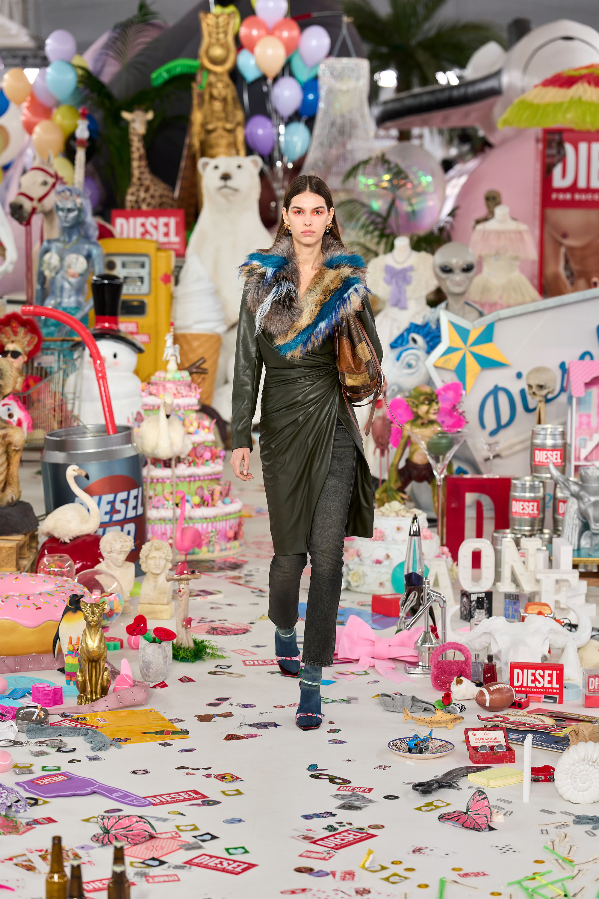 Diesel - O-DASLI, Falda l&aacute;piz drapeada con abertura Mujer in Verde - 4