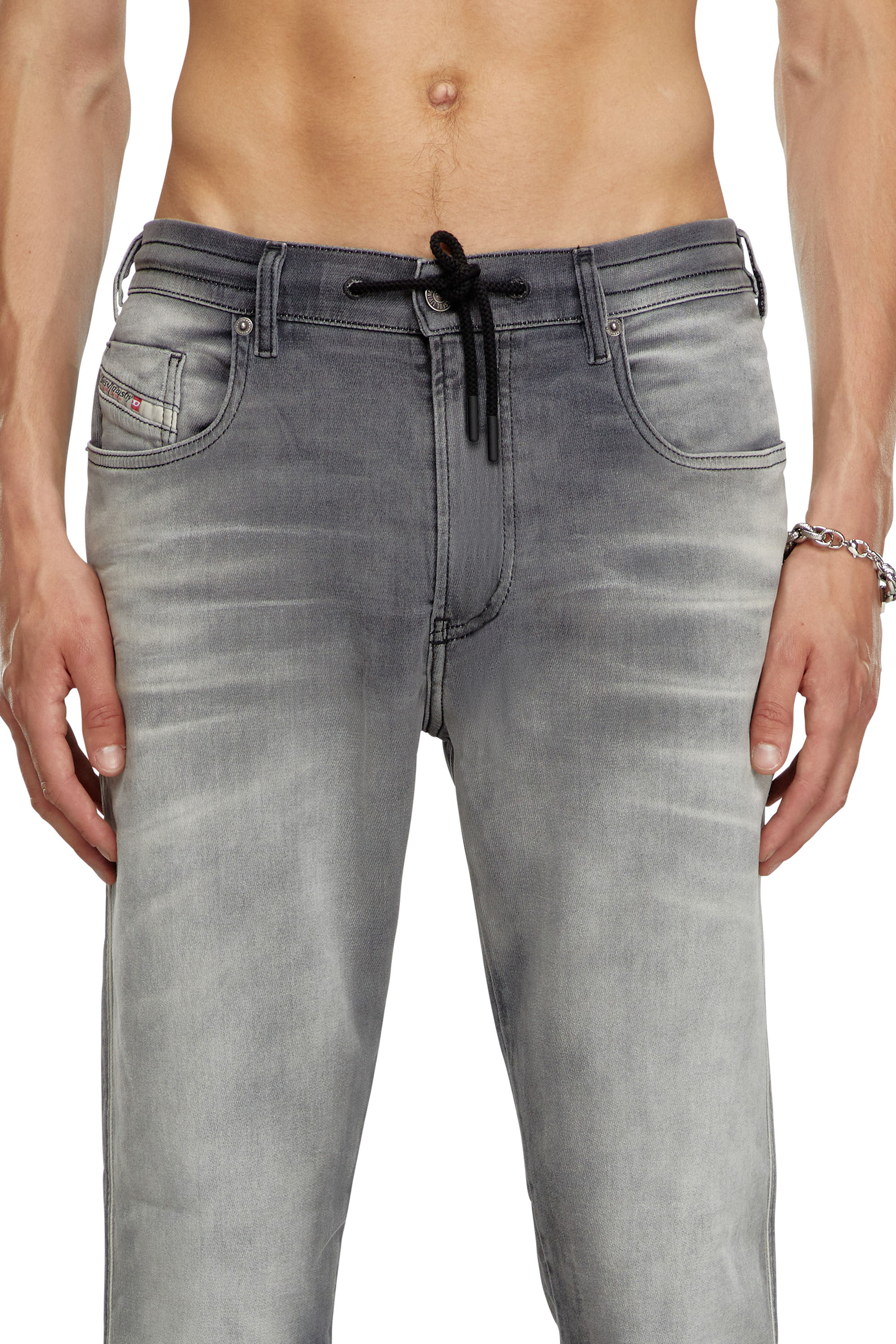 Diesel - Slim 2060 D-Strukt Joggjeans&reg; 068LR Hombre, Gris oscuro - 5