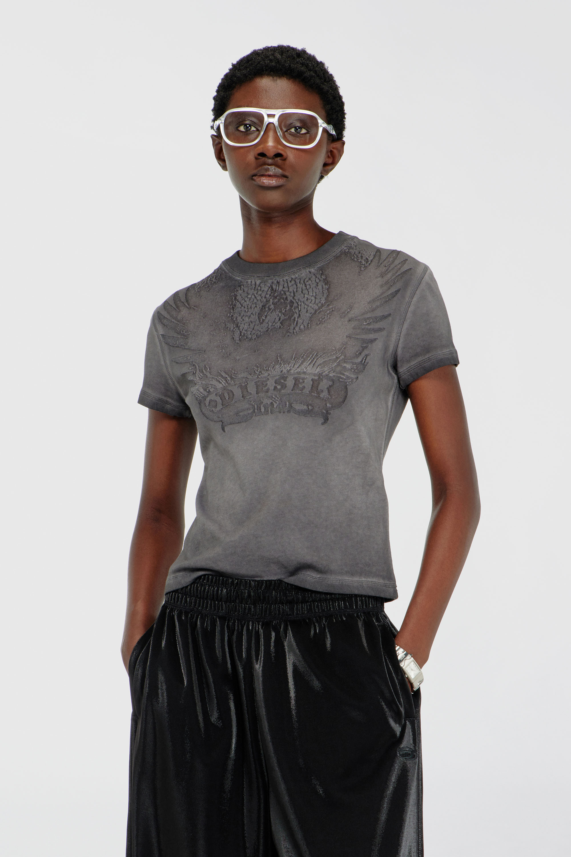 Diesel - T-ILA-AA7, Camiseta slim con d&eacute;vor&eacute; Phoenix Mujer in Gris - 3