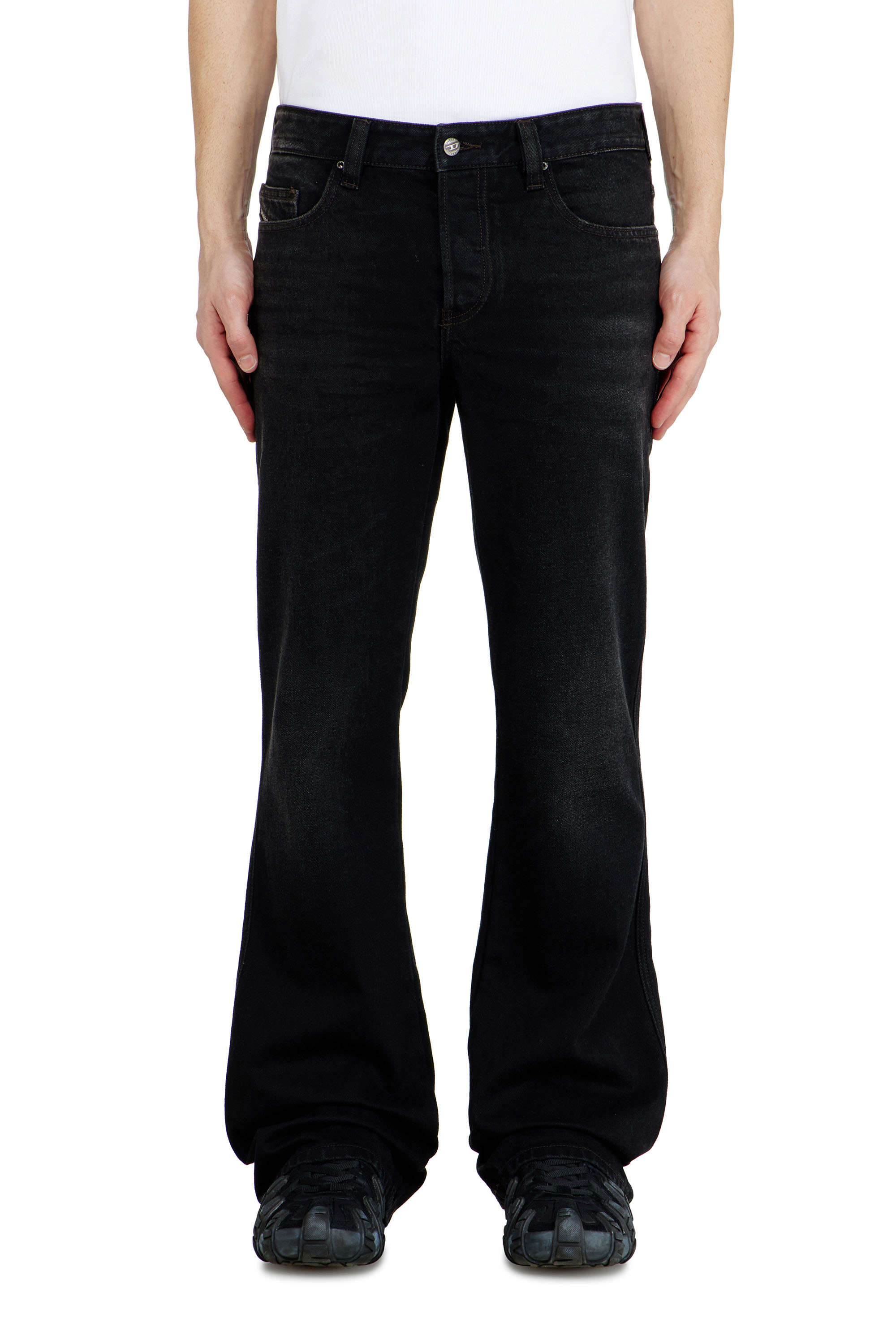 Diesel - Bootcut Jeans 1998 D-Buck 0ADBV Hombre, Negro - 1