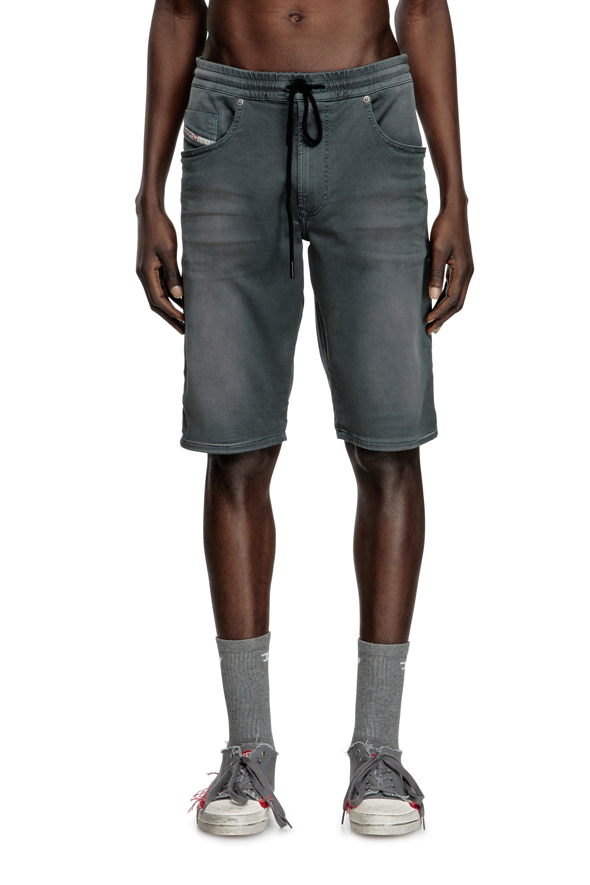 Diesel - 2033 D-KROOLEY-SHORT JOGG, Pantalones cortos chinos en JoggJeans Hombre in Gris - 1