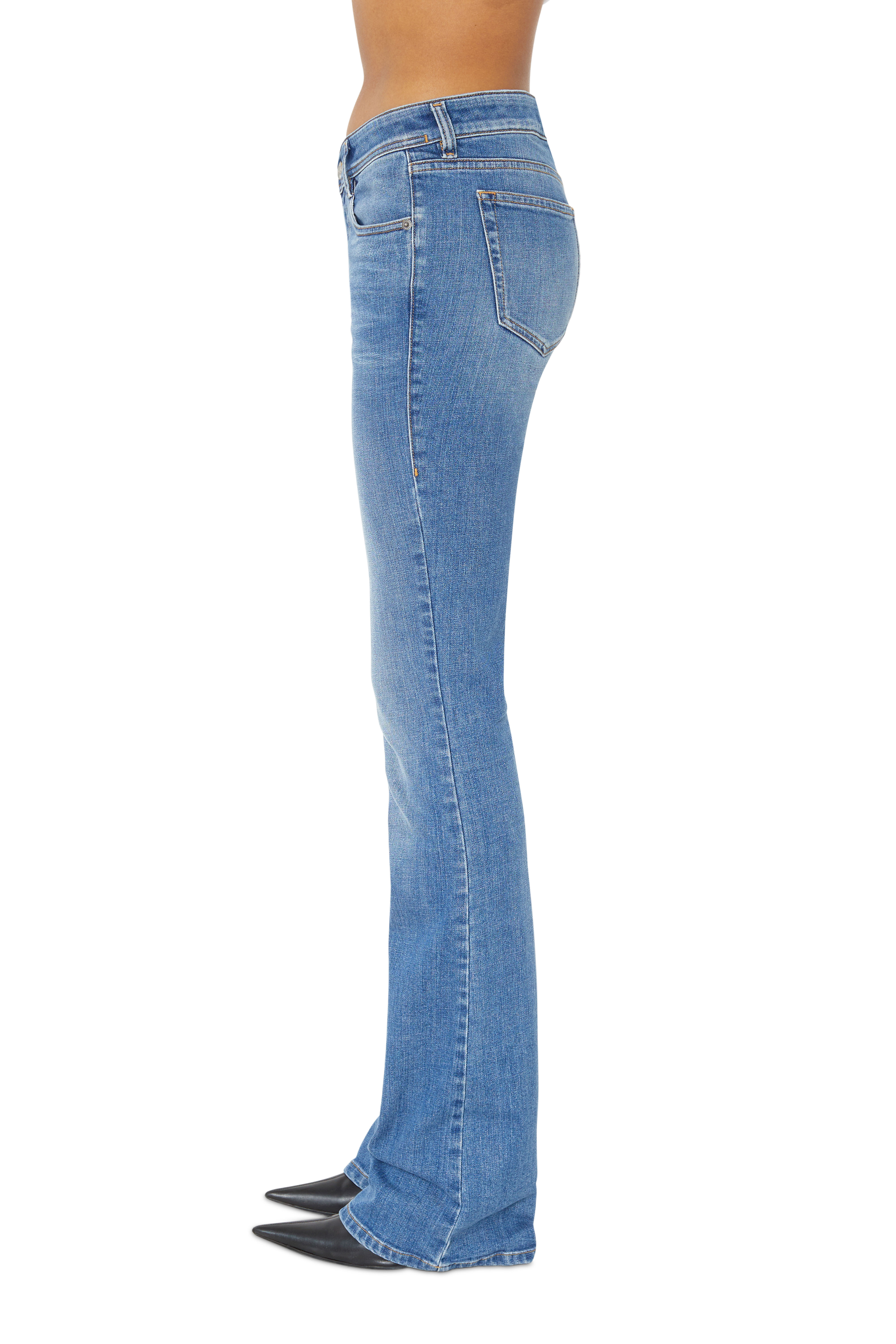Diesel - 1969 D-EBBEY 09D47 Bootcut and Flare Jeans, Azul medio - Image 4