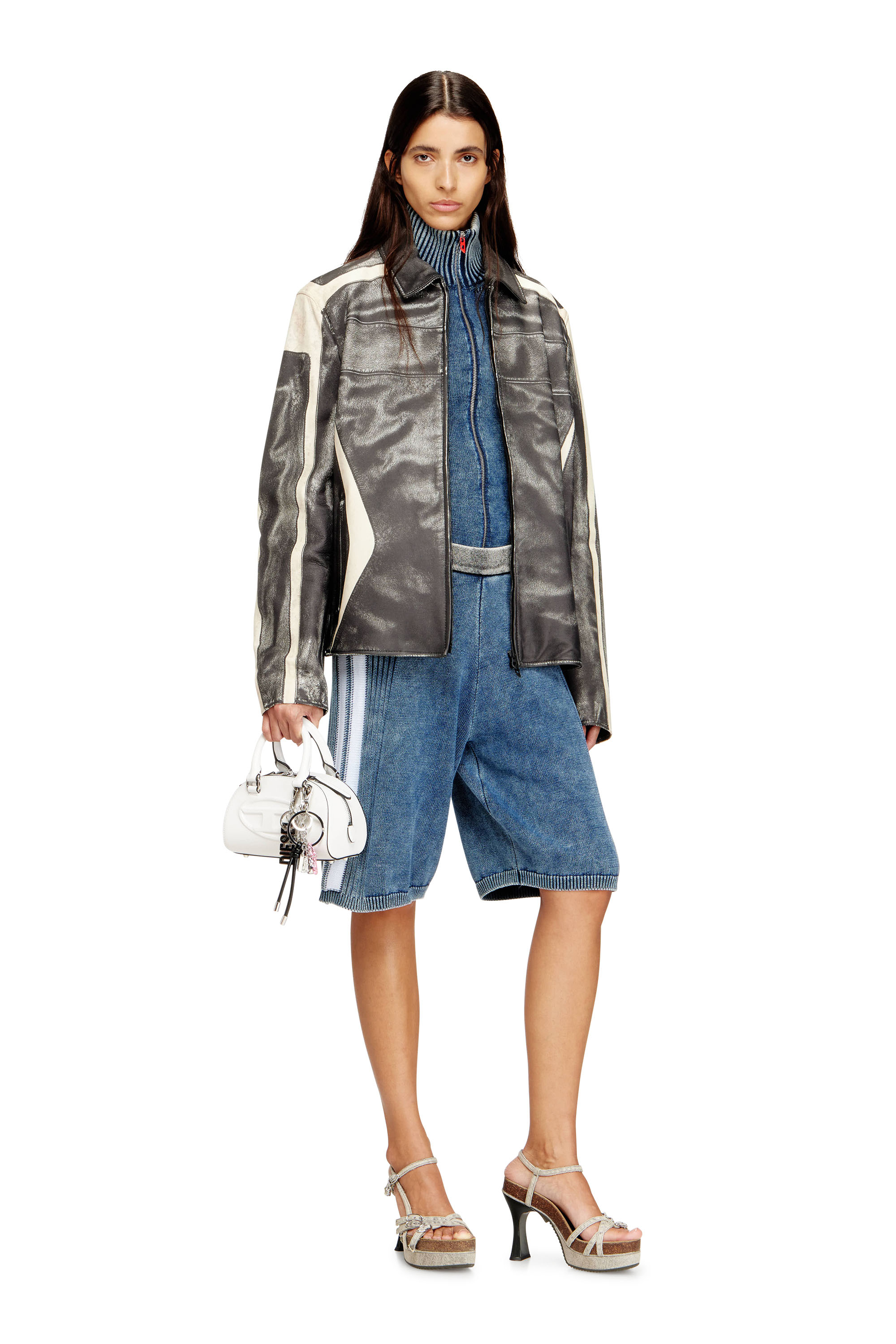 Diesel - M-ESTHER, Pantalones cortos de punto con bandas deportivas Mujer in Azul marino - 1