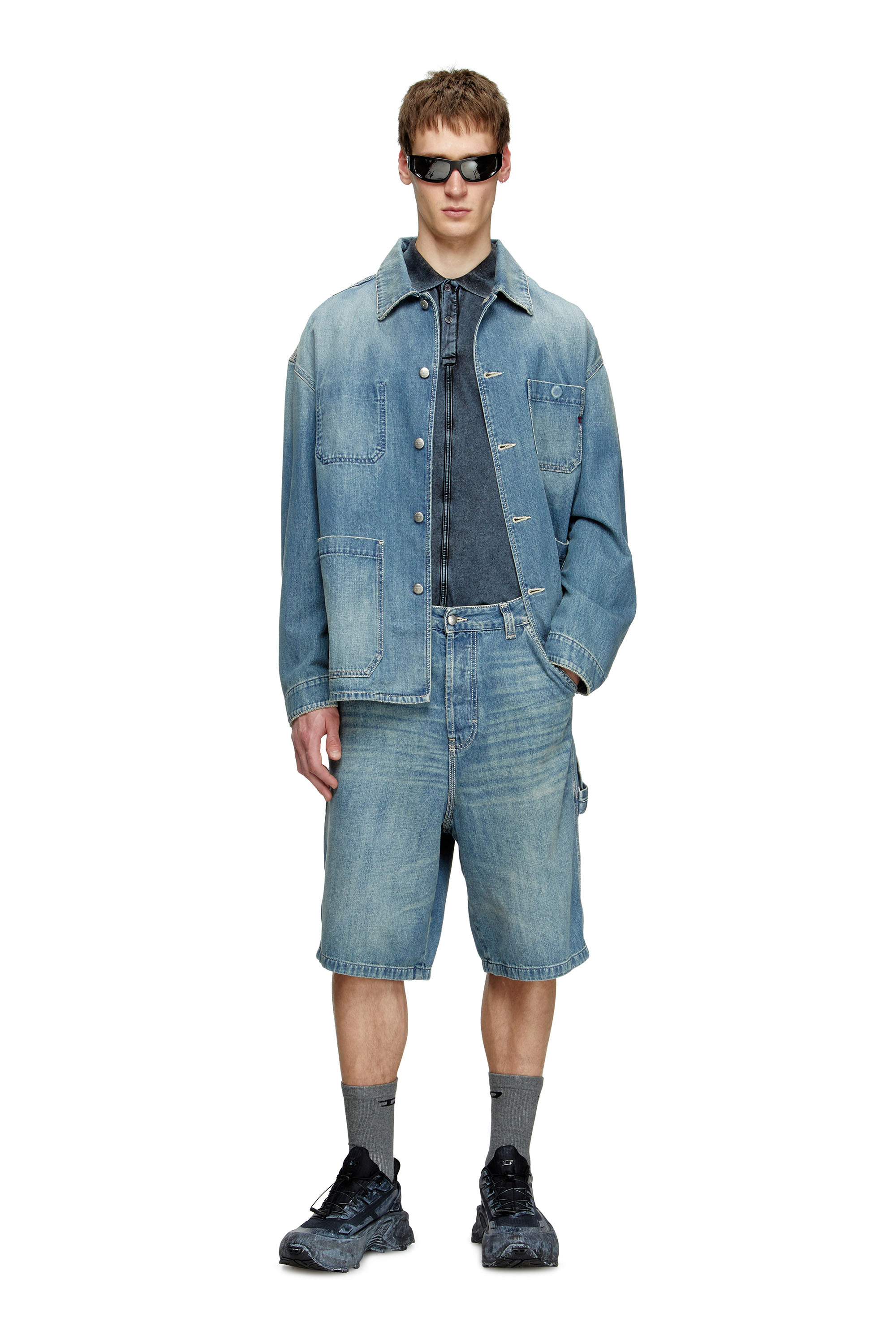Diesel - D-LIVERY-W-SHORT, Pantalones cortos de denim de estilo utility Hombre in Azul marino - 2