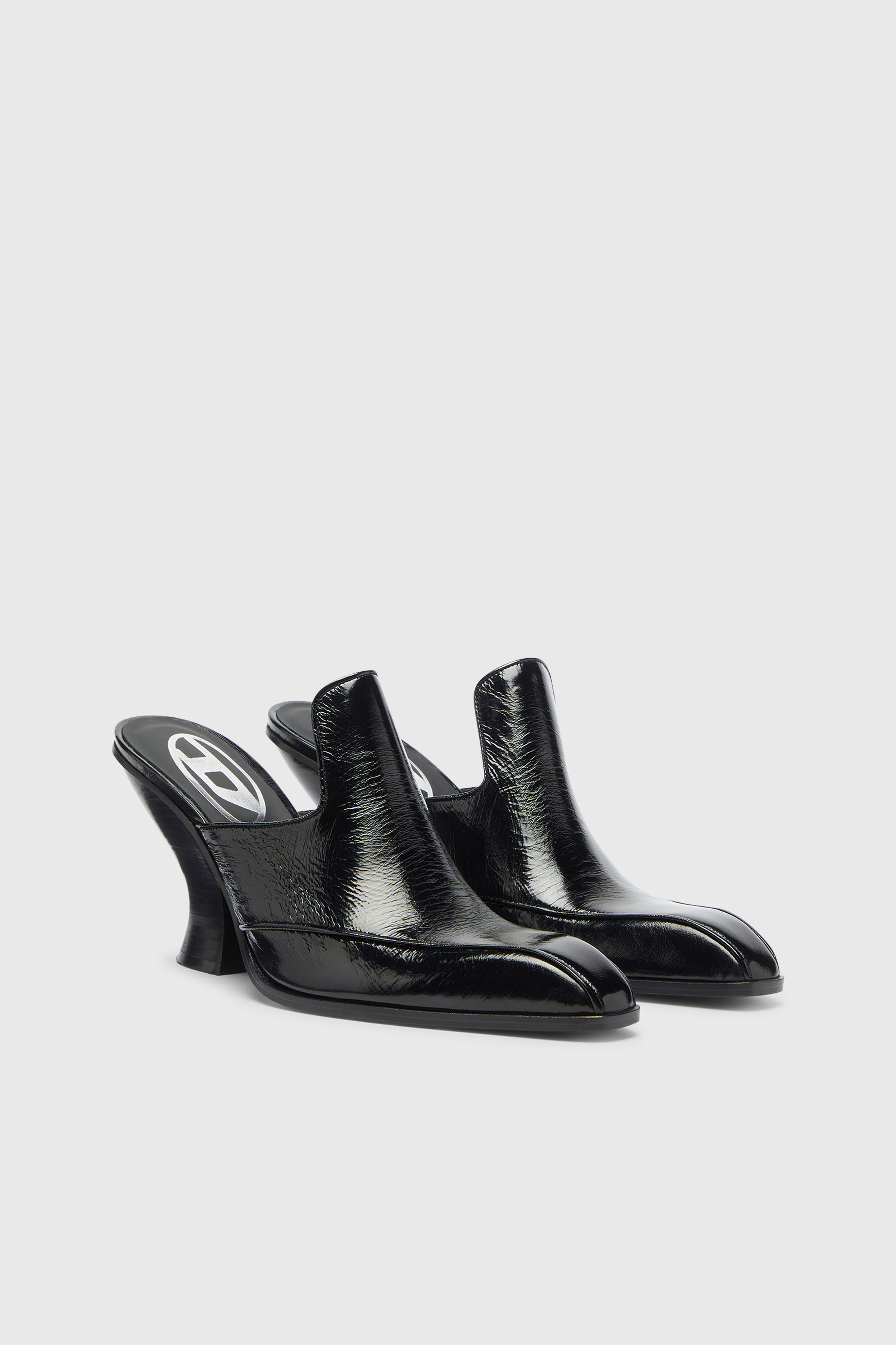 Diesel - D-LUFFY-75-MULE, D-Luffy - Mules de charol estilo occidental Mujer in Negro - 2