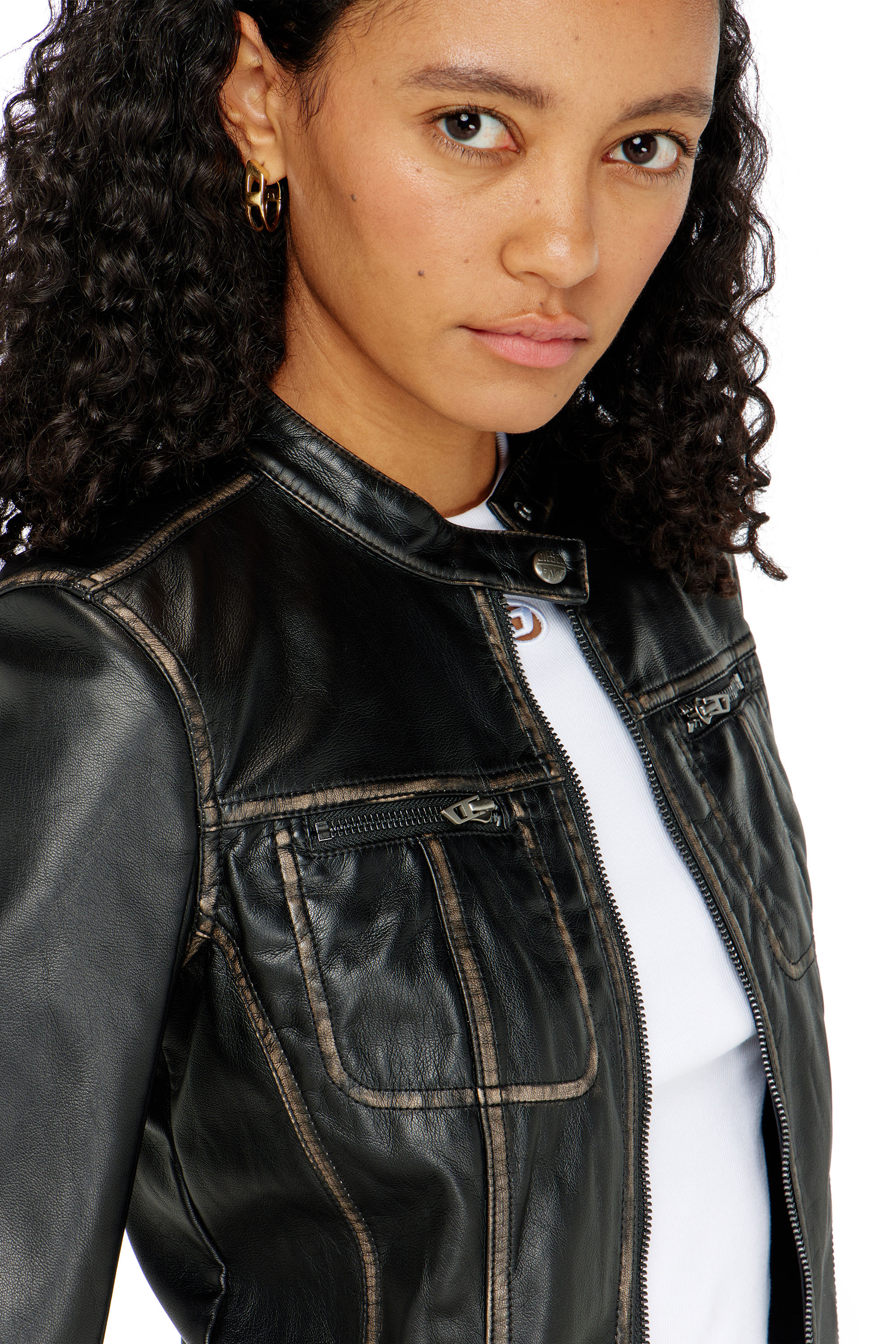 Diesel - G-LOBE, Chaqueta biker desgastada recortada Mujer in Negro - 5