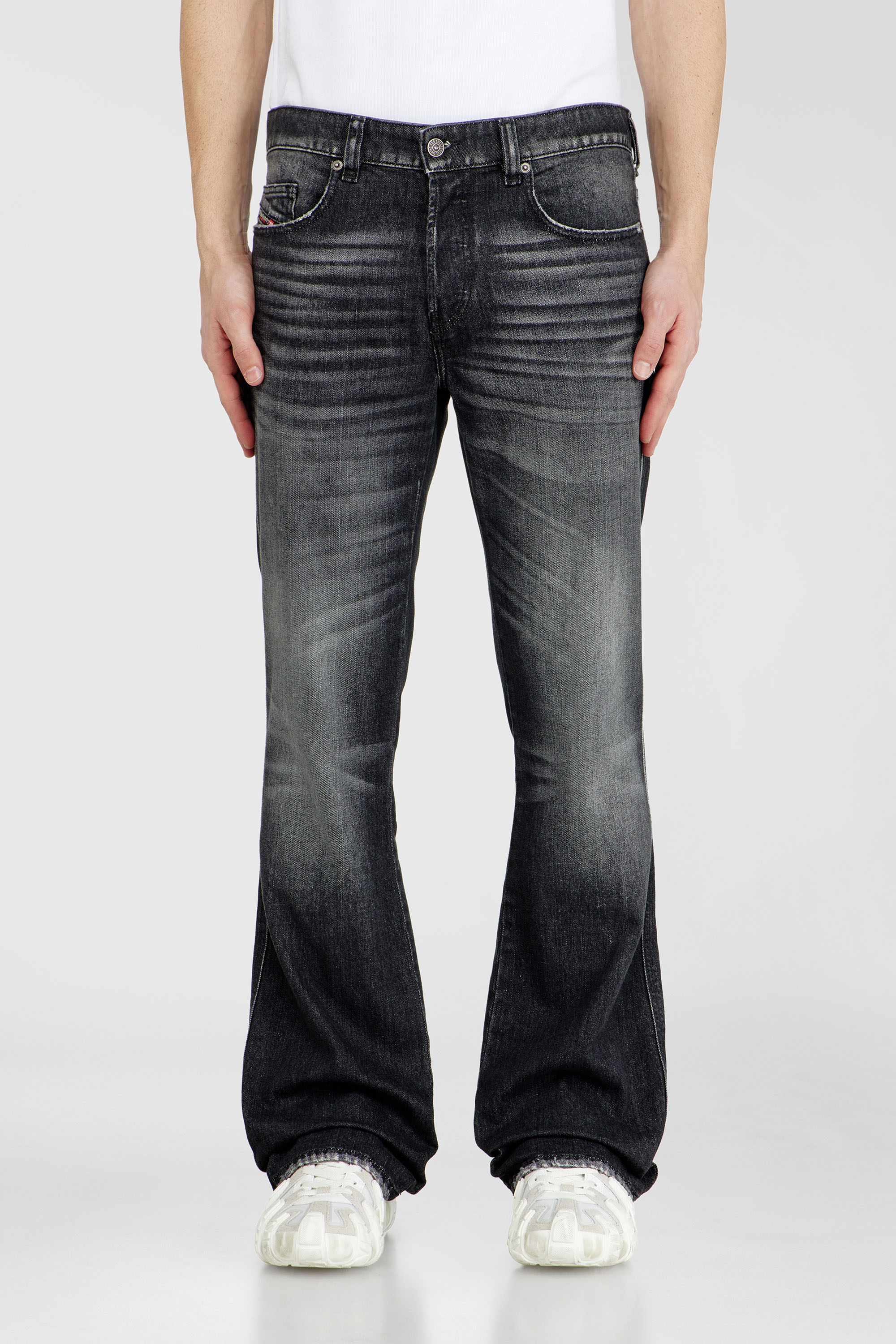 Diesel - Bootcut Jeans 1998 D-Buck 09L50 Hombre, Negro/Gris oscuro - 1