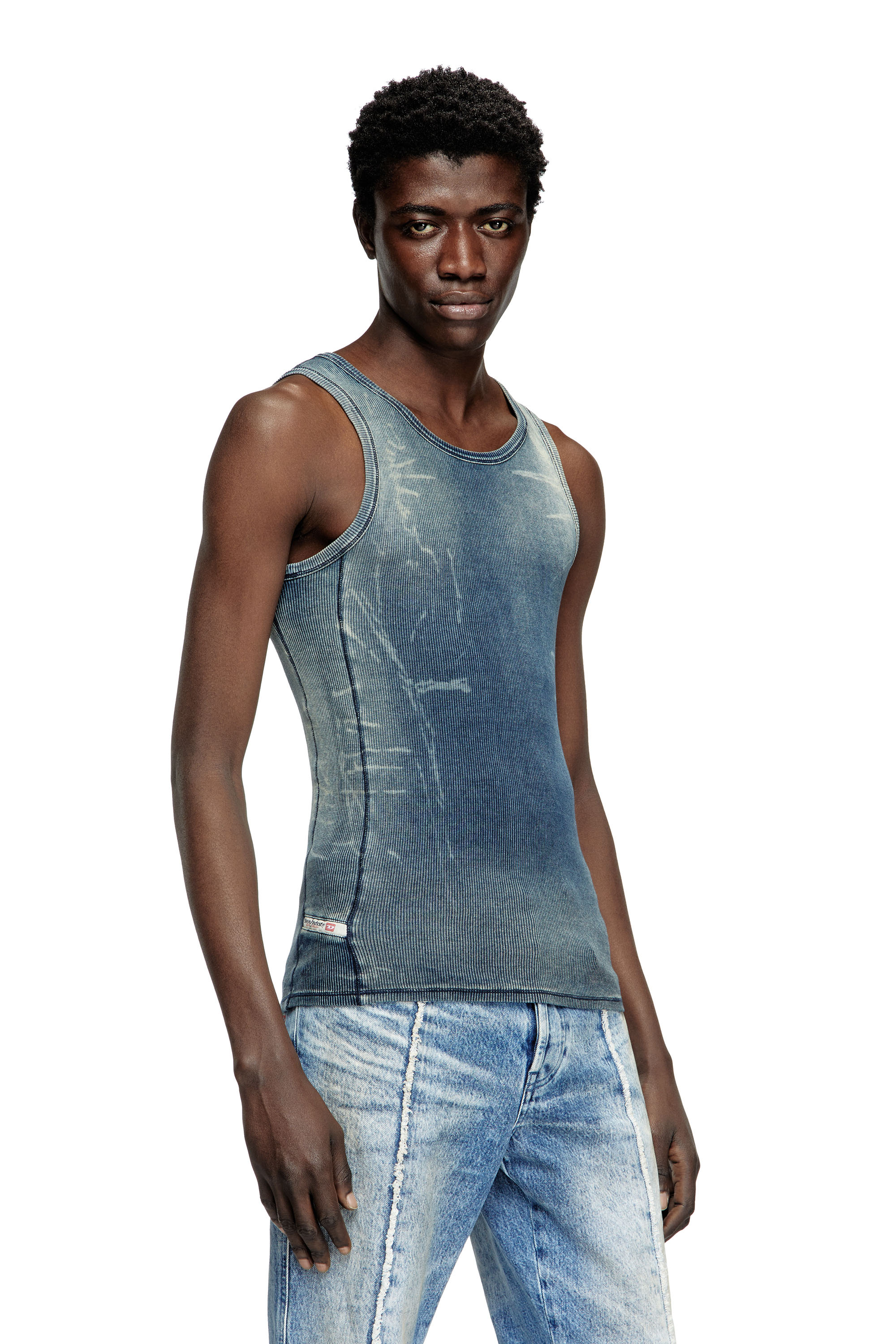 Diesel - T-GO, Camiseta de canalé con efecto trampantojo en denim Unisex in Azul marino - 2