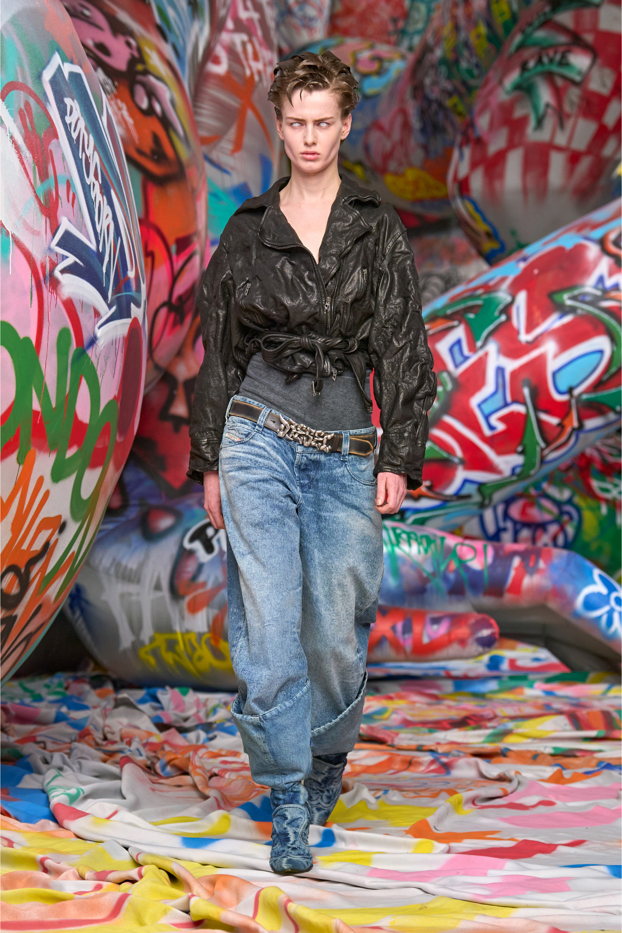 Diesel - Relaxed Jeans D-Eni 09N97 Mujer, Azul medio - 3