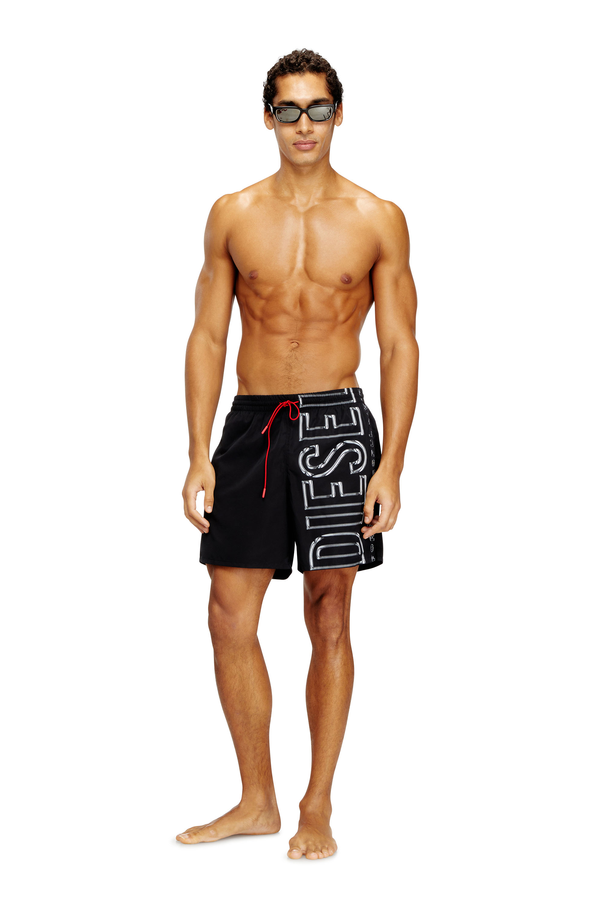 Diesel - SOCCER-41-D-CORE, Bañador corto con estampado de logotipo oversize Hombre in ToBeDefined - 1