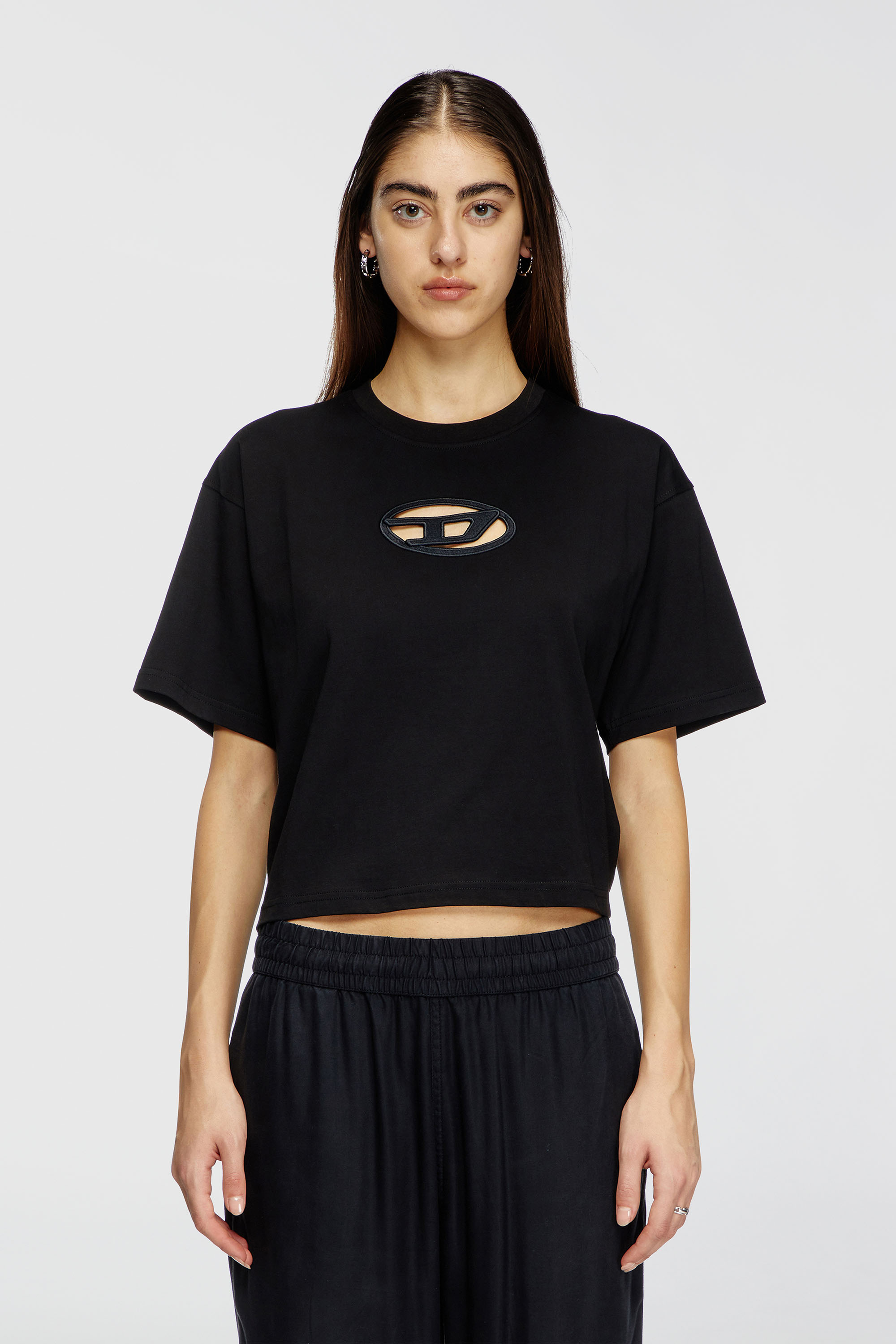 Diesel - T-BUXT-CROP-OD, Camiseta cuadrada con logotipo Oval D recortado Mujer in Negro - 1