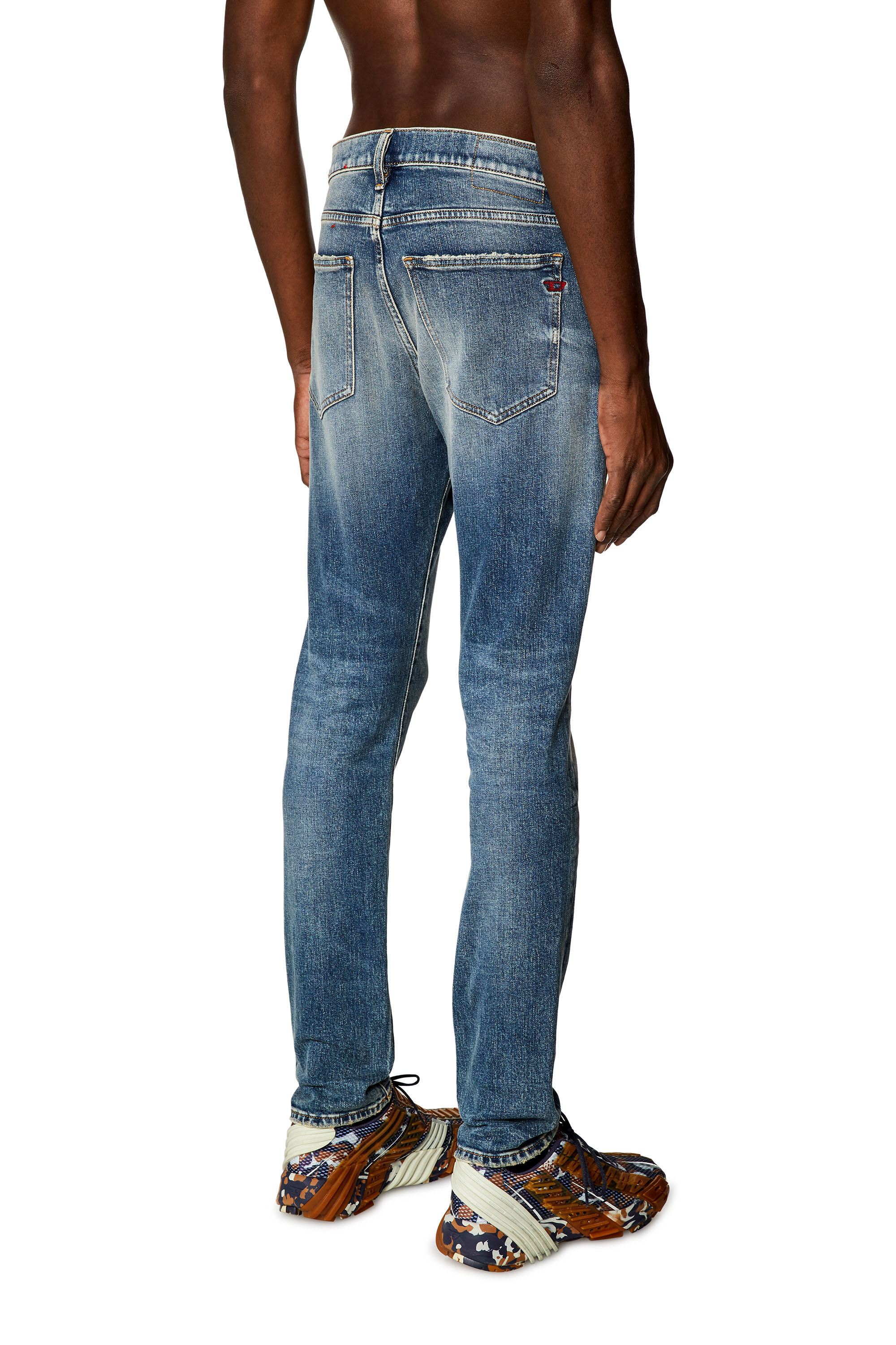 Diesel - Slim Jeans 2019 D-Strukt E07L1, Azul medio - Image 1
